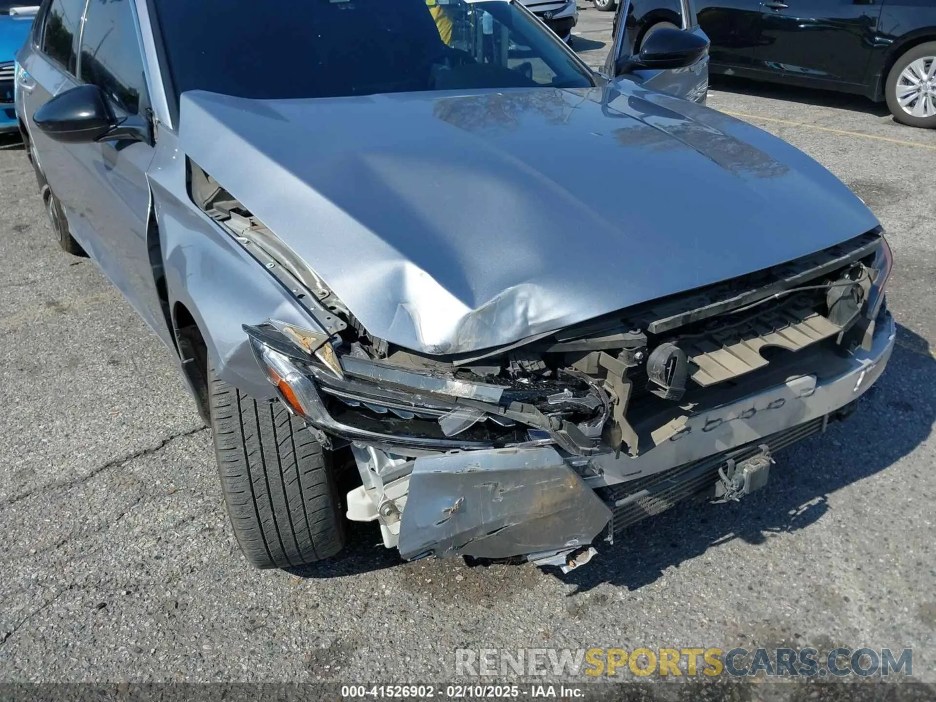 6 Photograph of a damaged car 1HGCV1F30NA001092 HONDA ACCORD 2022