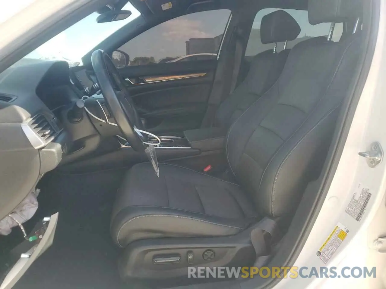 7 Photograph of a damaged car 1HGCV1F30NA038143 HONDA ACCORD 2022