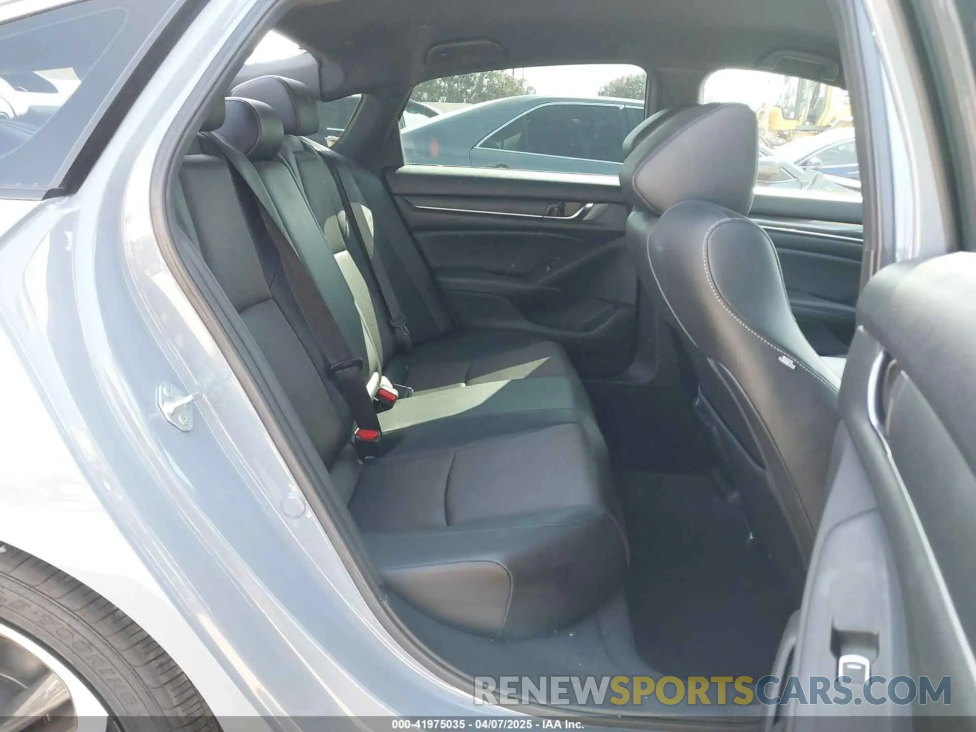 8 Photograph of a damaged car 1HGCV1F30NA041642 HONDA ACCORD 2022
