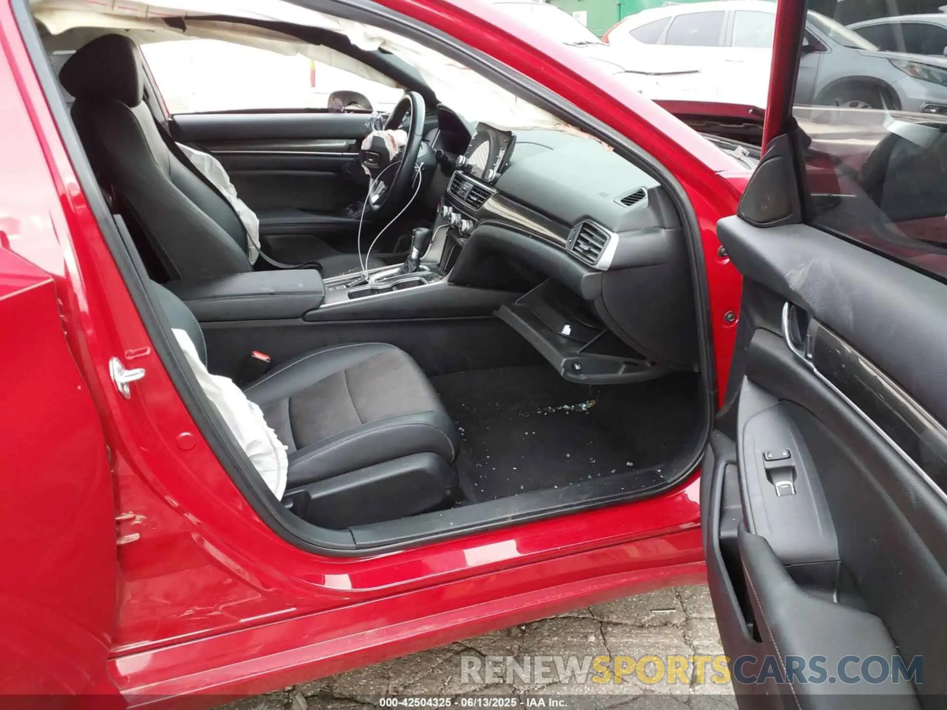 5 Photograph of a damaged car 1HGCV1F30NA048963 HONDA ACCORD 2022