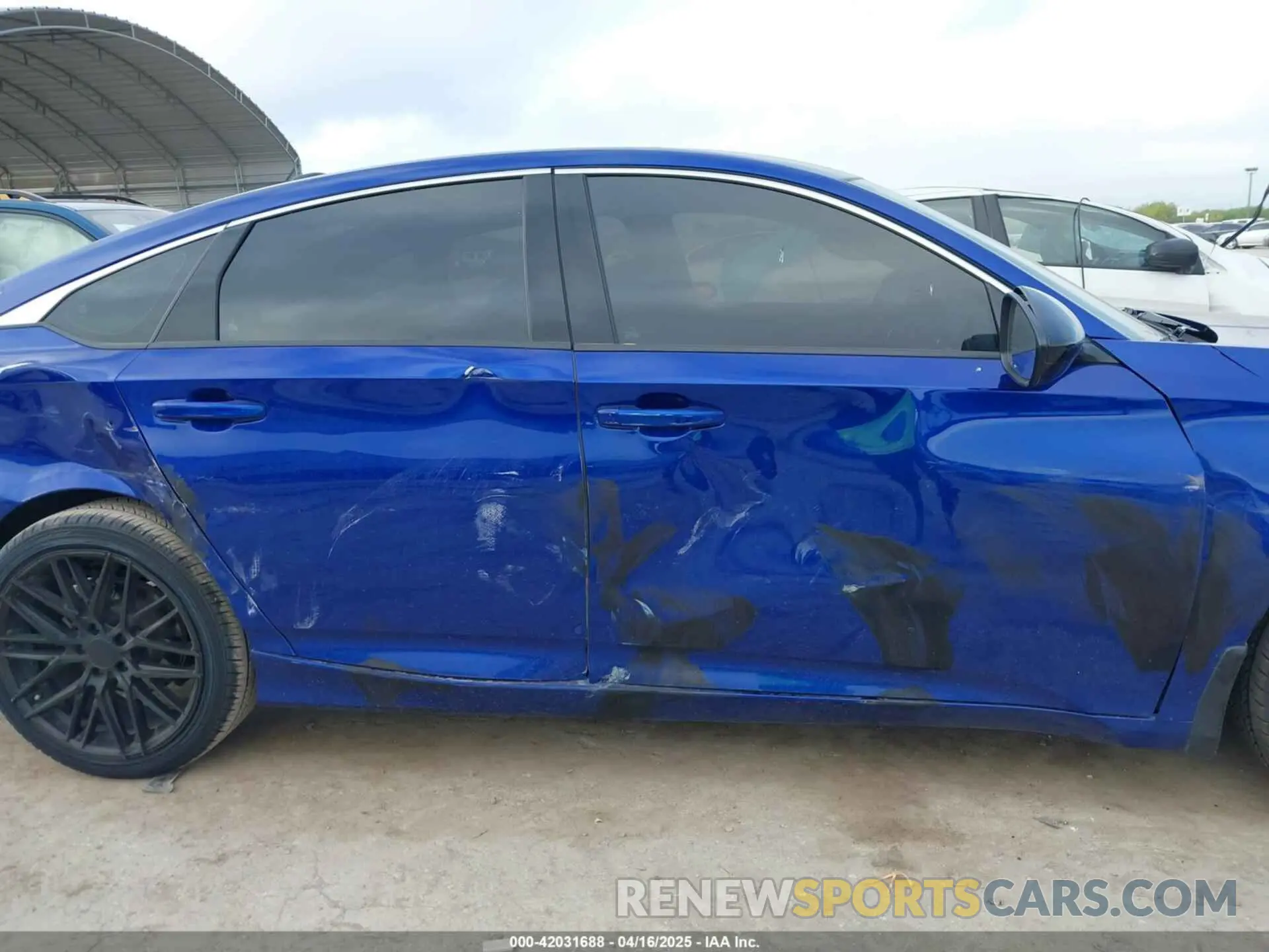13 Photograph of a damaged car 1HGCV1F30NA110555 HONDA ACCORD 2022
