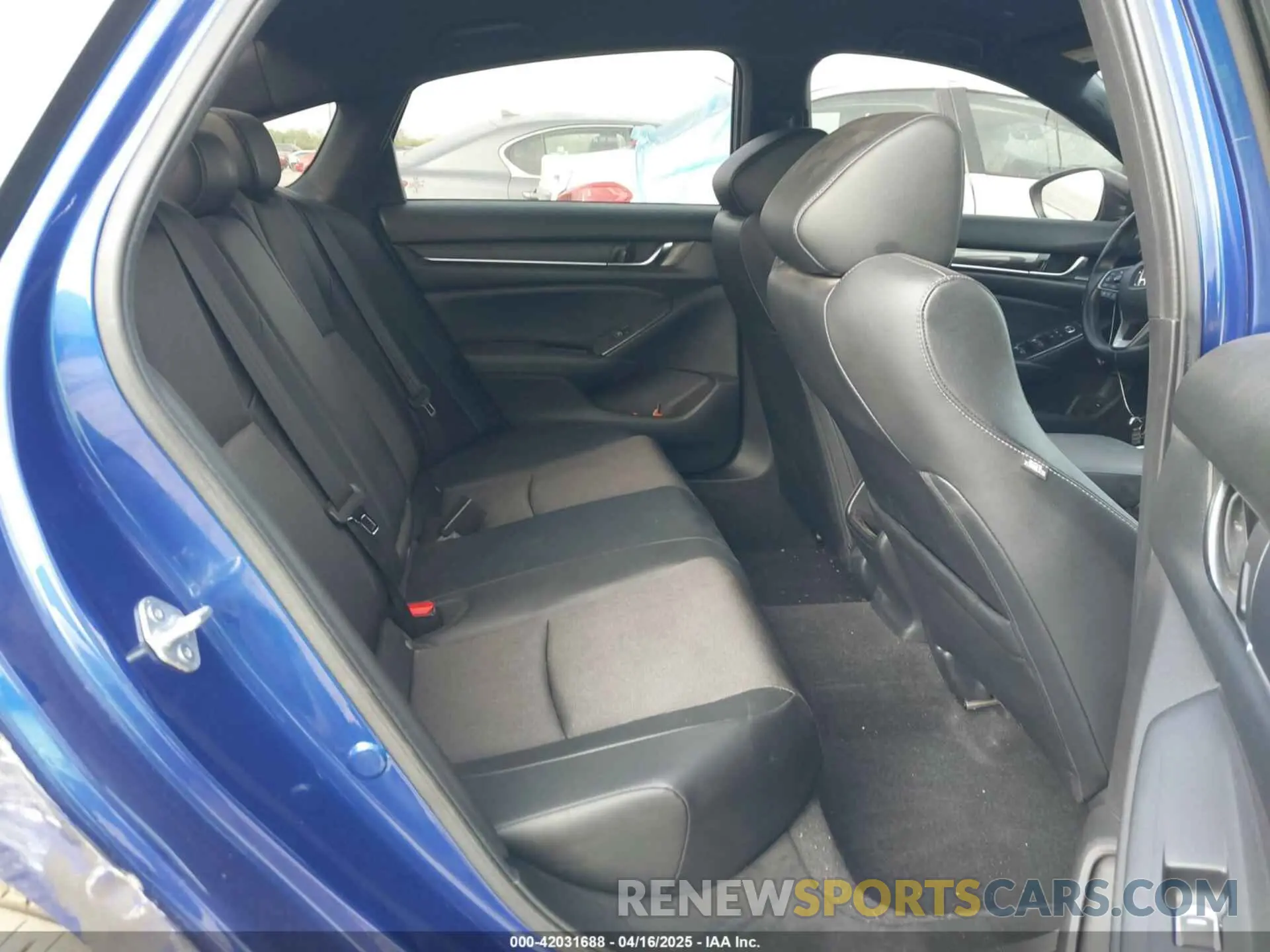 8 Photograph of a damaged car 1HGCV1F30NA110555 HONDA ACCORD 2022