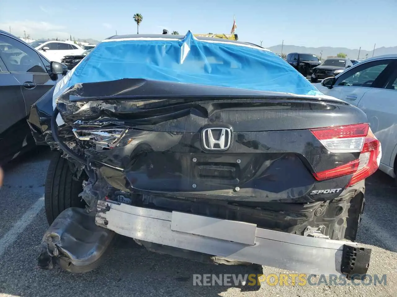 6 Photograph of a damaged car 1HGCV1F31NA017642 HONDA ACCORD 2022