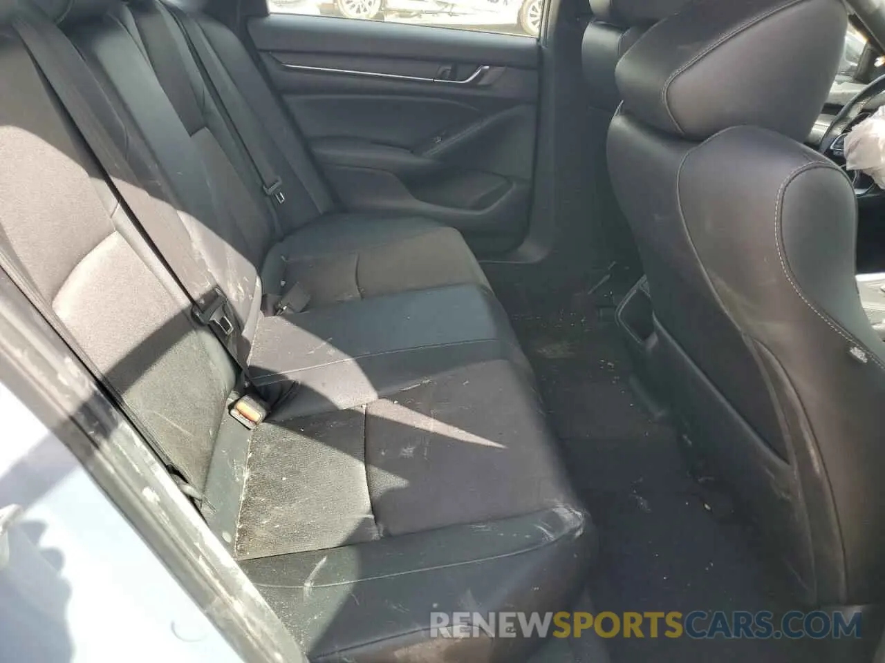 10 Photograph of a damaged car 1HGCV1F31NA041813 HONDA ACCORD 2022