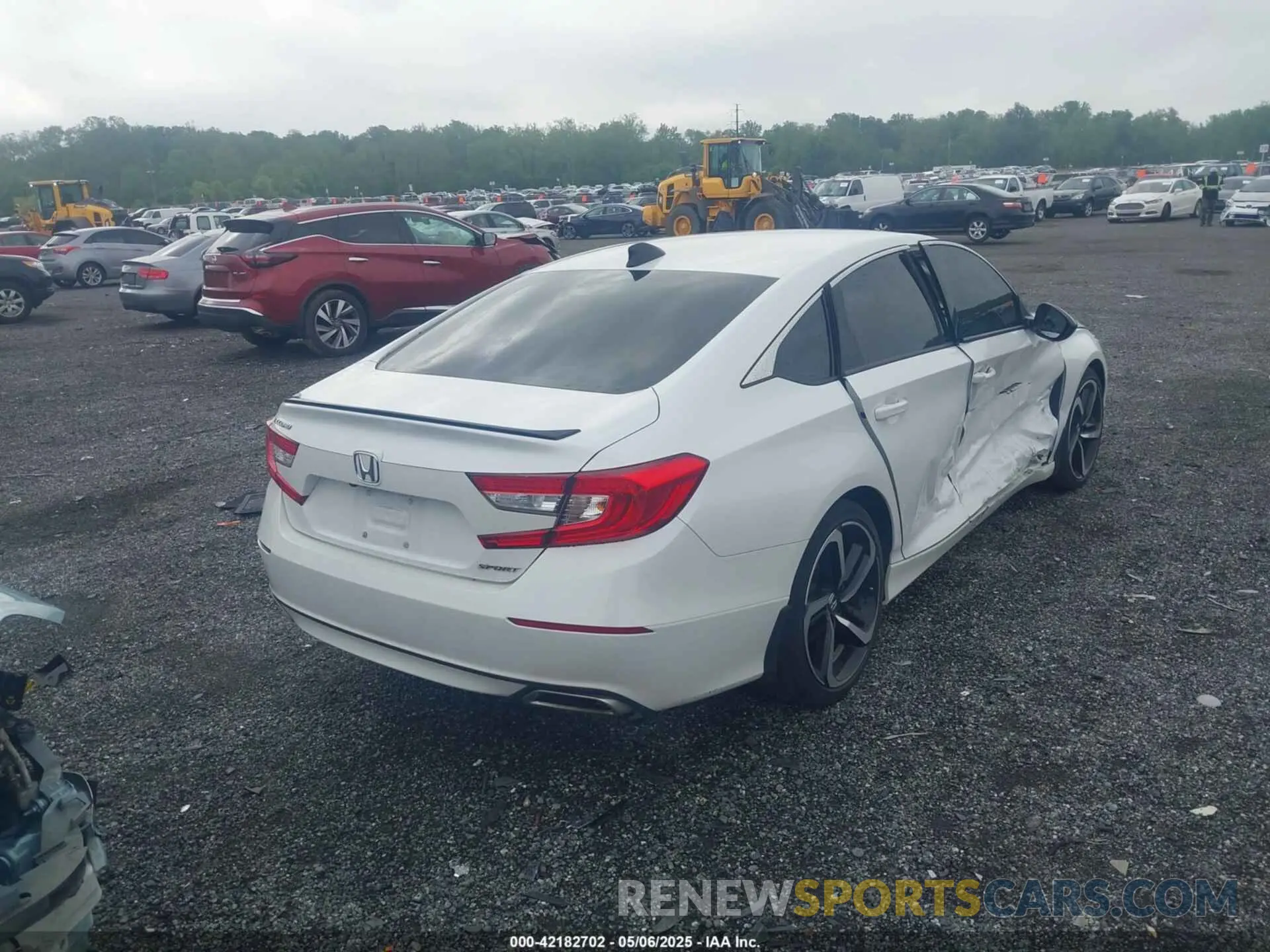 4 Photograph of a damaged car 1HGCV1F31NA046378 HONDA ACCORD 2022