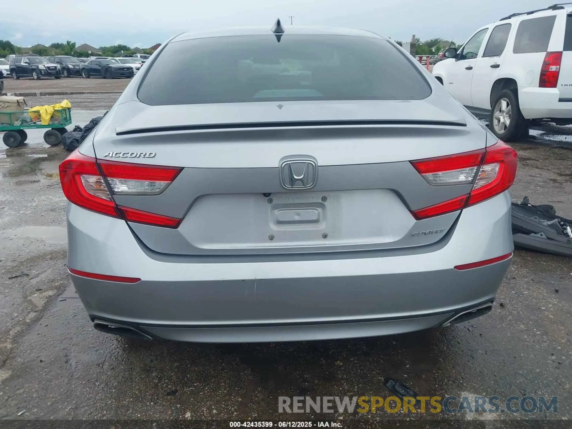 17 Photograph of a damaged car 1HGCV1F31NA050222 HONDA ACCORD 2022