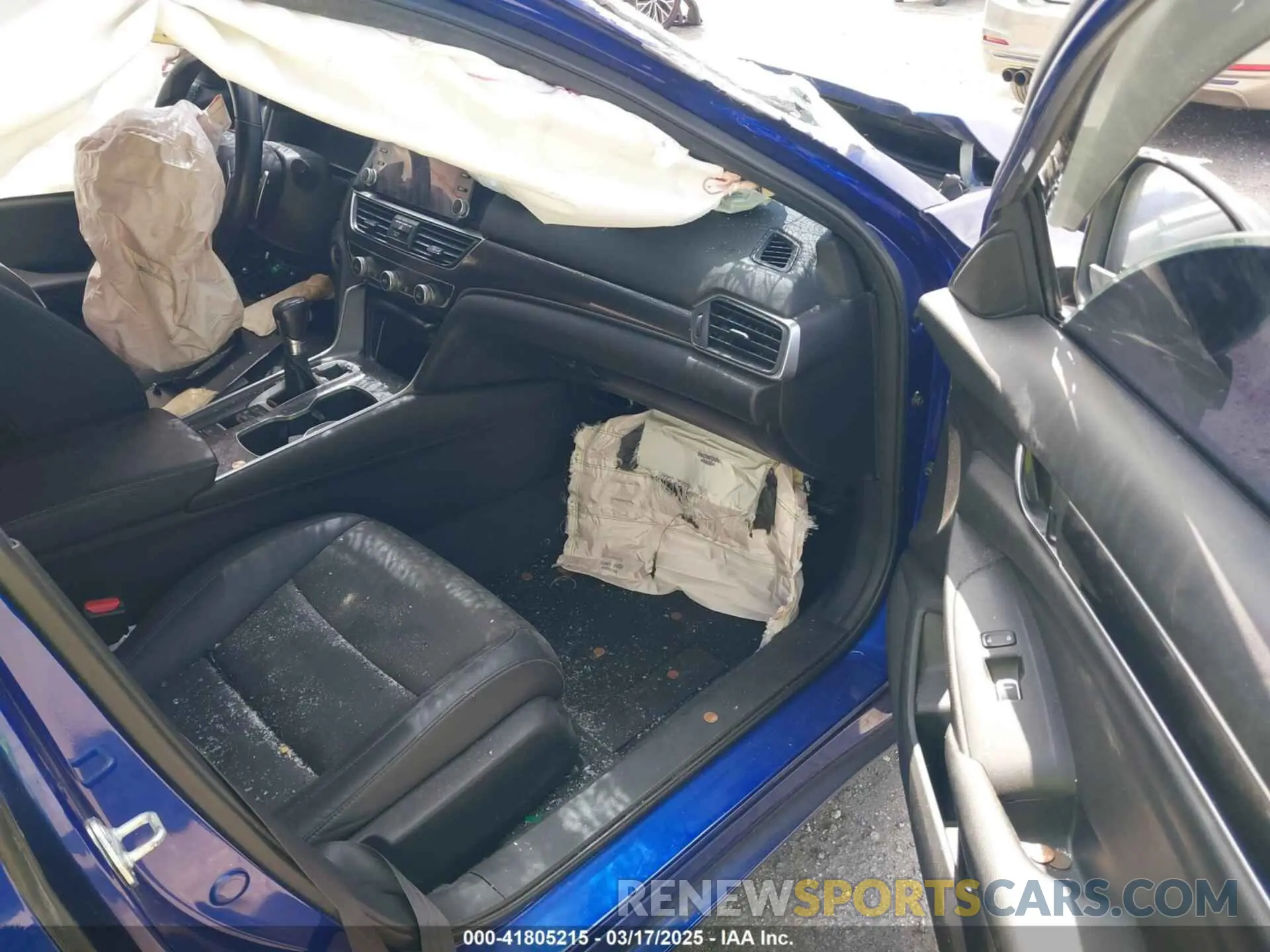 5 Photograph of a damaged car 1HGCV1F31NA055176 HONDA ACCORD 2022