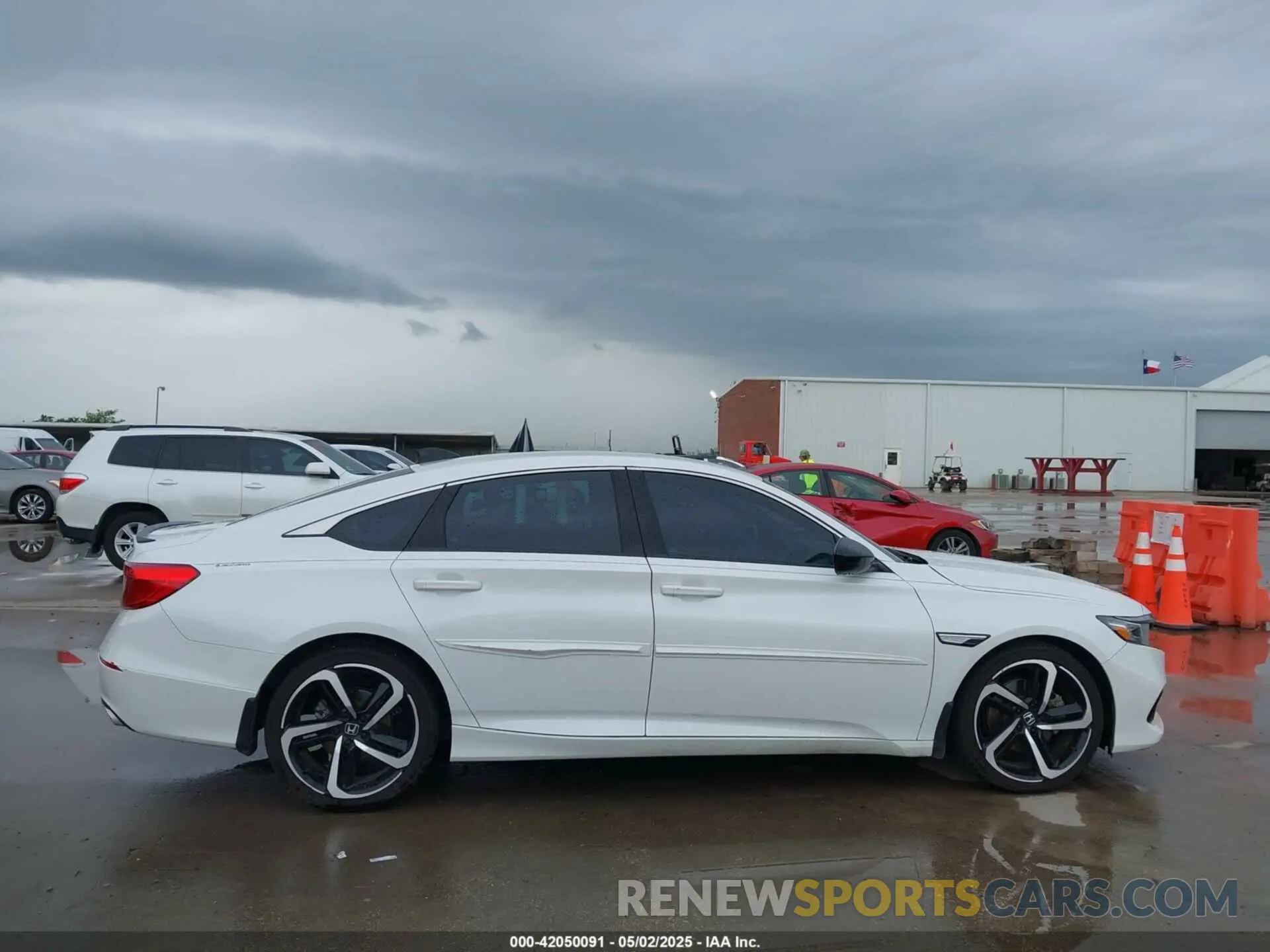 13 Photograph of a damaged car 1HGCV1F31NA075864 HONDA ACCORD 2022