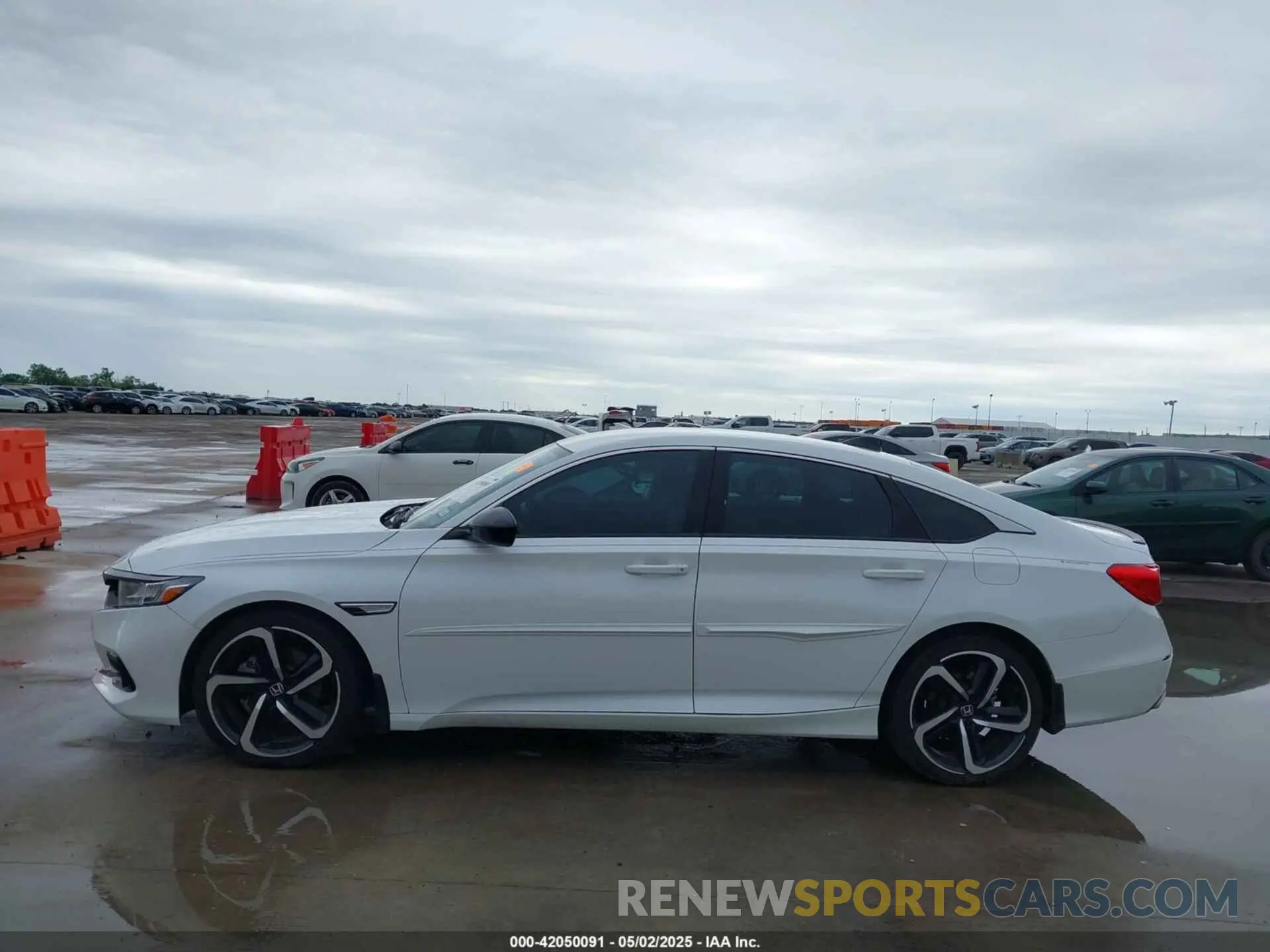 14 Photograph of a damaged car 1HGCV1F31NA075864 HONDA ACCORD 2022