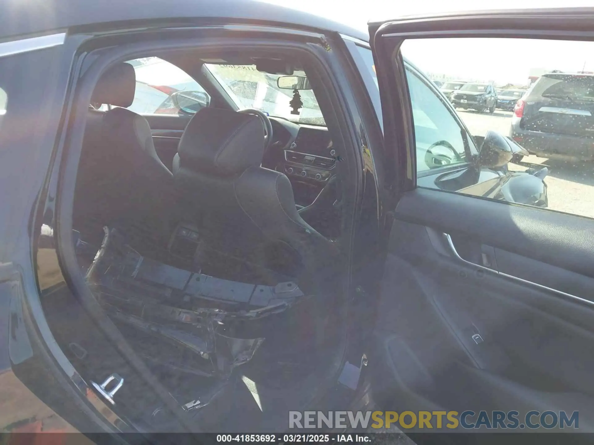 8 Photograph of a damaged car 1HGCV1F31NA082670 HONDA ACCORD 2022
