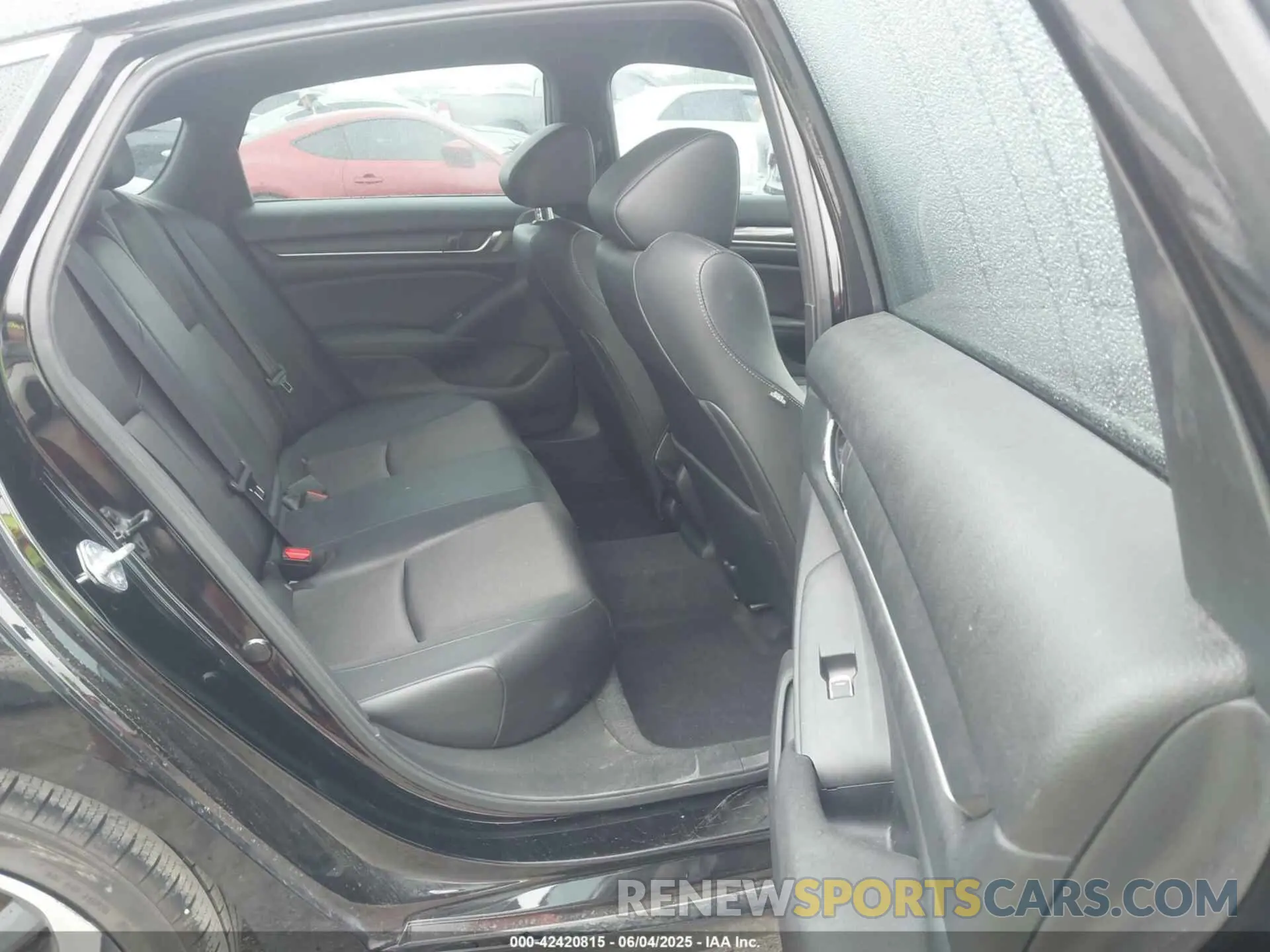 8 Photograph of a damaged car 1HGCV1F31NA085004 HONDA ACCORD 2022