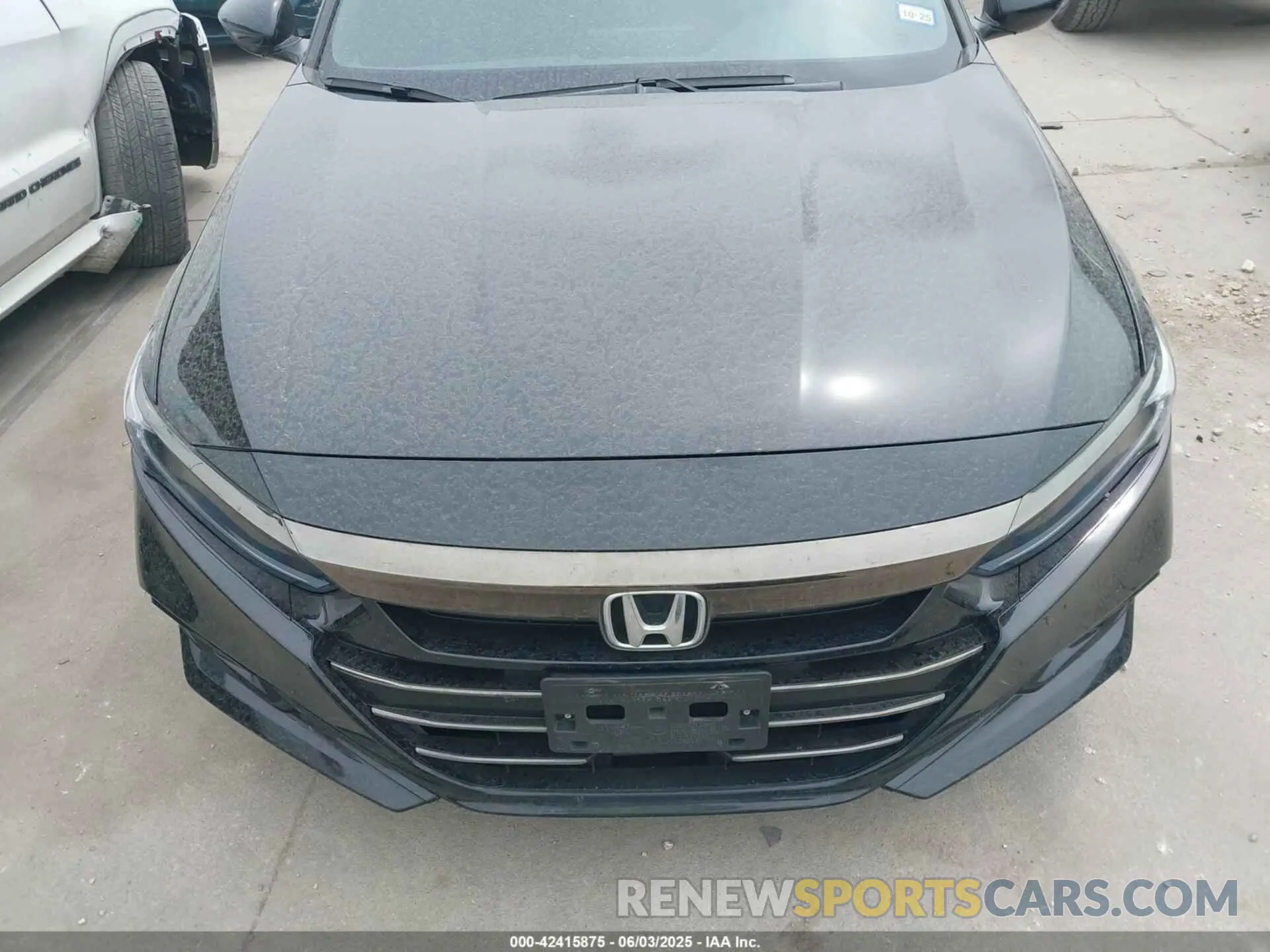 13 Photograph of a damaged car 1HGCV1F31NA098948 HONDA ACCORD 2022