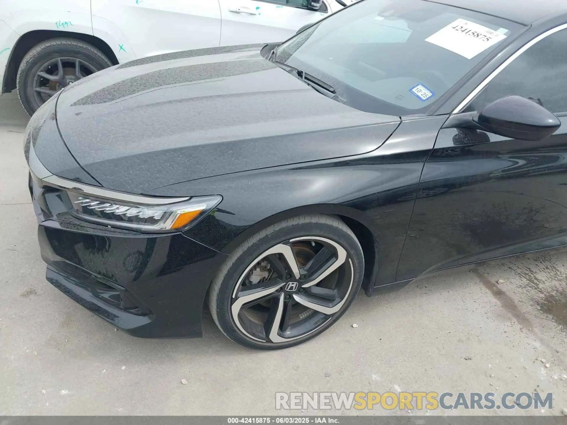 2 Photograph of a damaged car 1HGCV1F31NA098948 HONDA ACCORD 2022