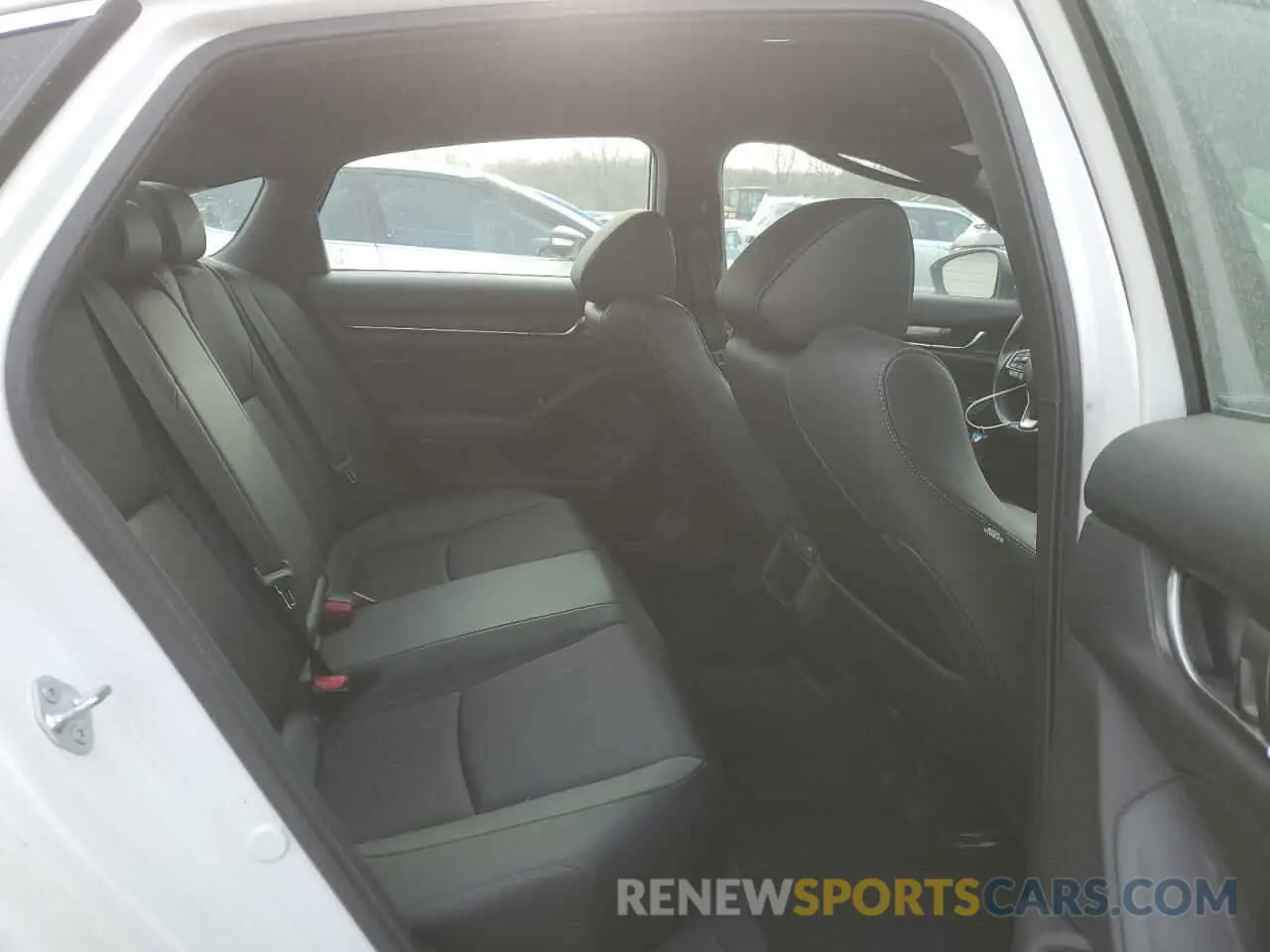 10 Photograph of a damaged car 1HGCV1F31NA103923 HONDA ACCORD 2022