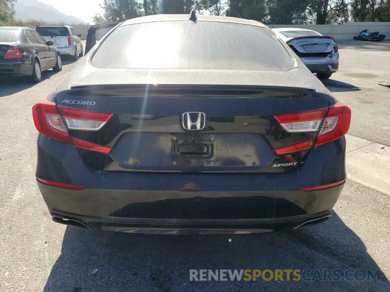 6 Photograph of a damaged car 1HGCV1F31NA106739 HONDA ACCORD 2022