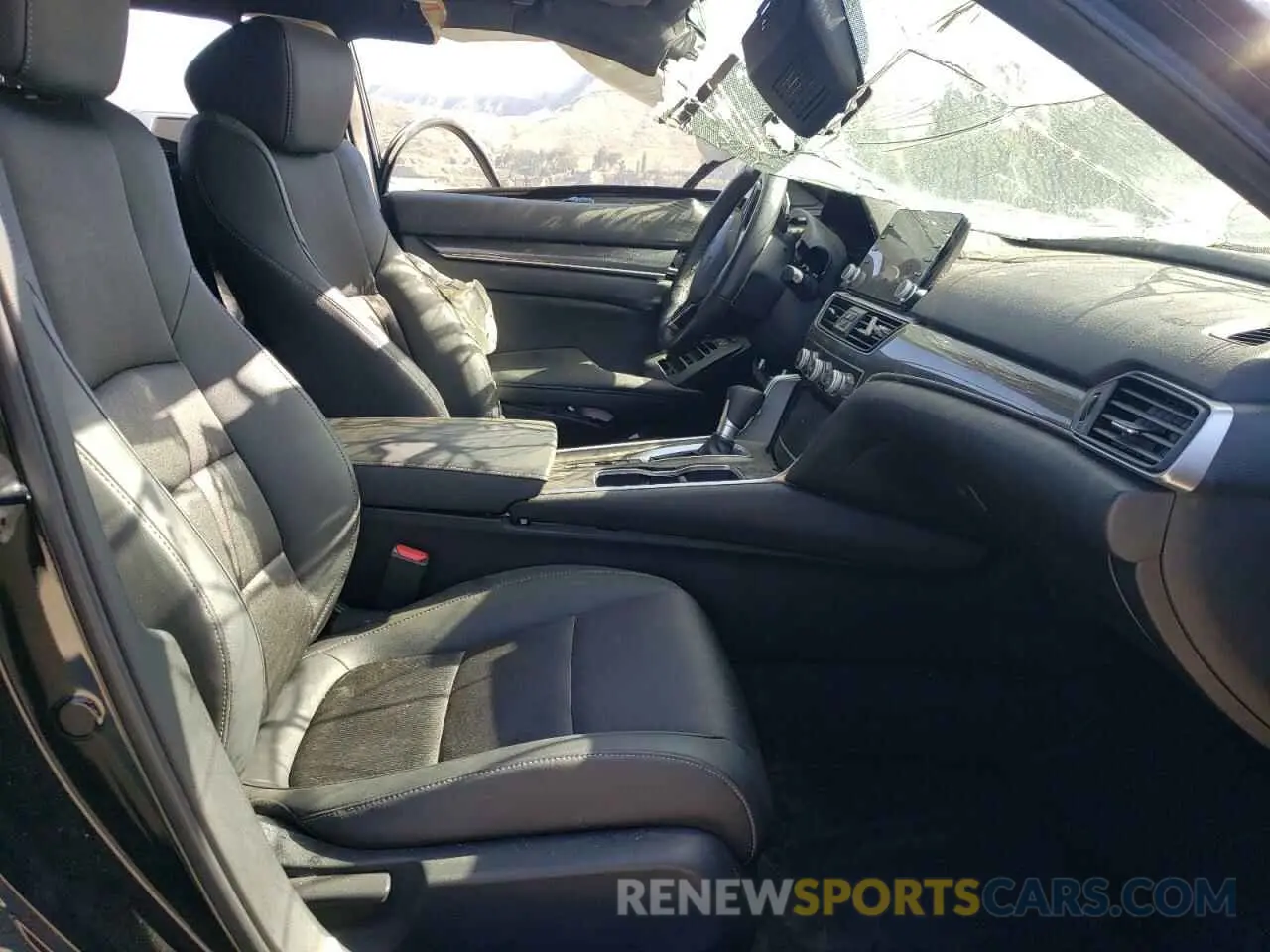 7 Photograph of a damaged car 1HGCV1F31NA106739 HONDA ACCORD 2022