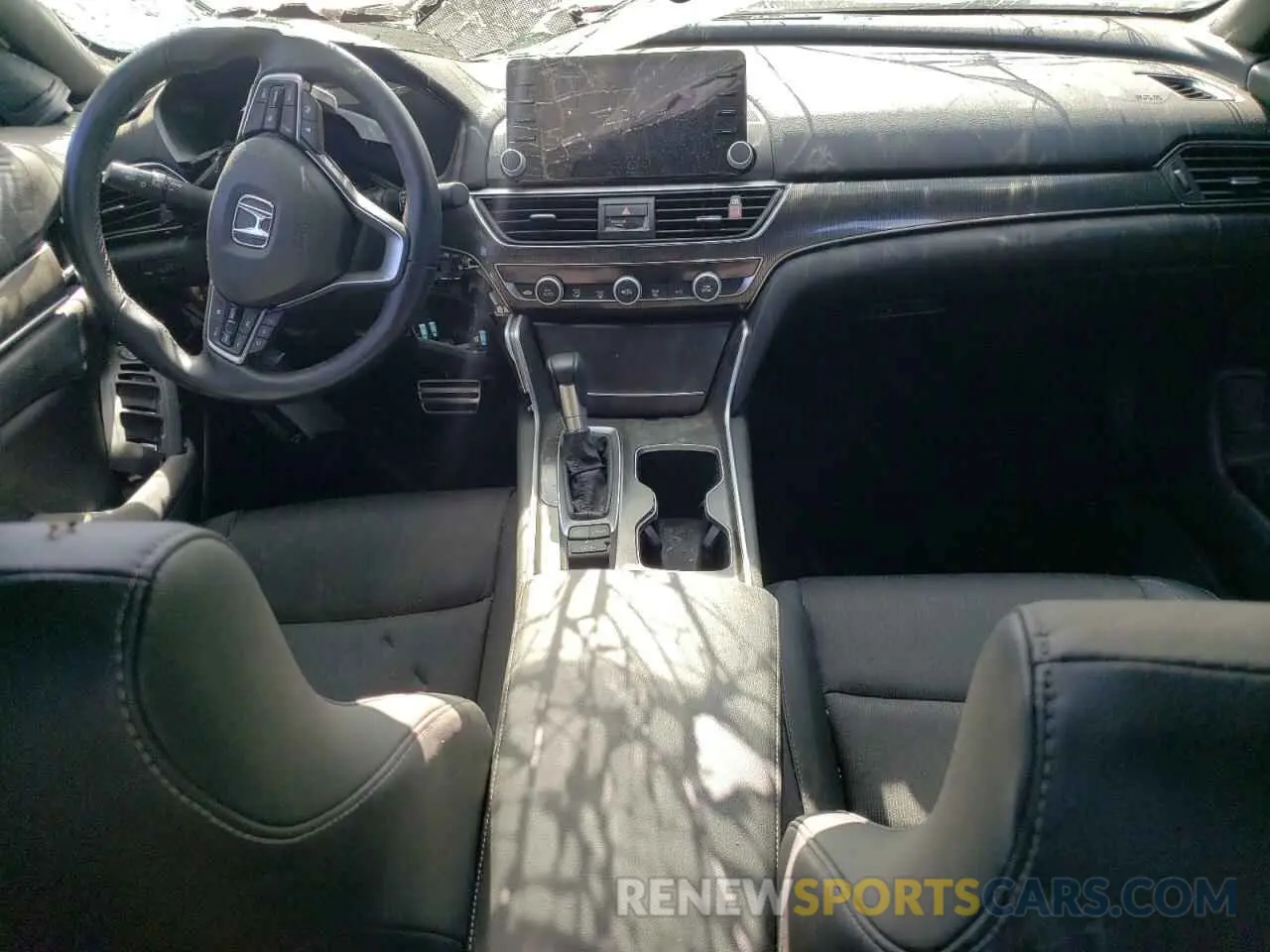 8 Photograph of a damaged car 1HGCV1F31NA106739 HONDA ACCORD 2022