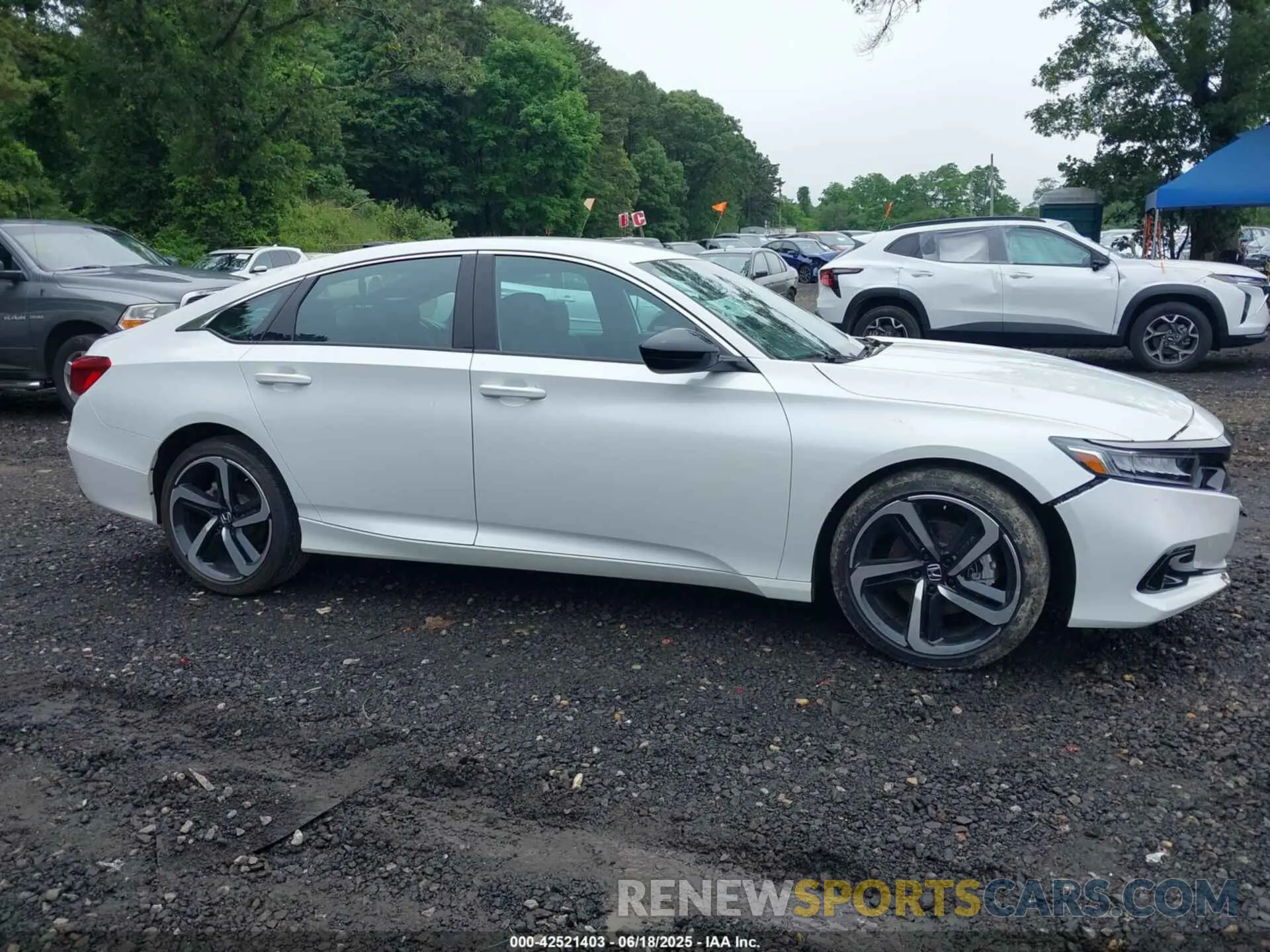 13 Photograph of a damaged car 1HGCV1F31NA123184 HONDA ACCORD 2022
