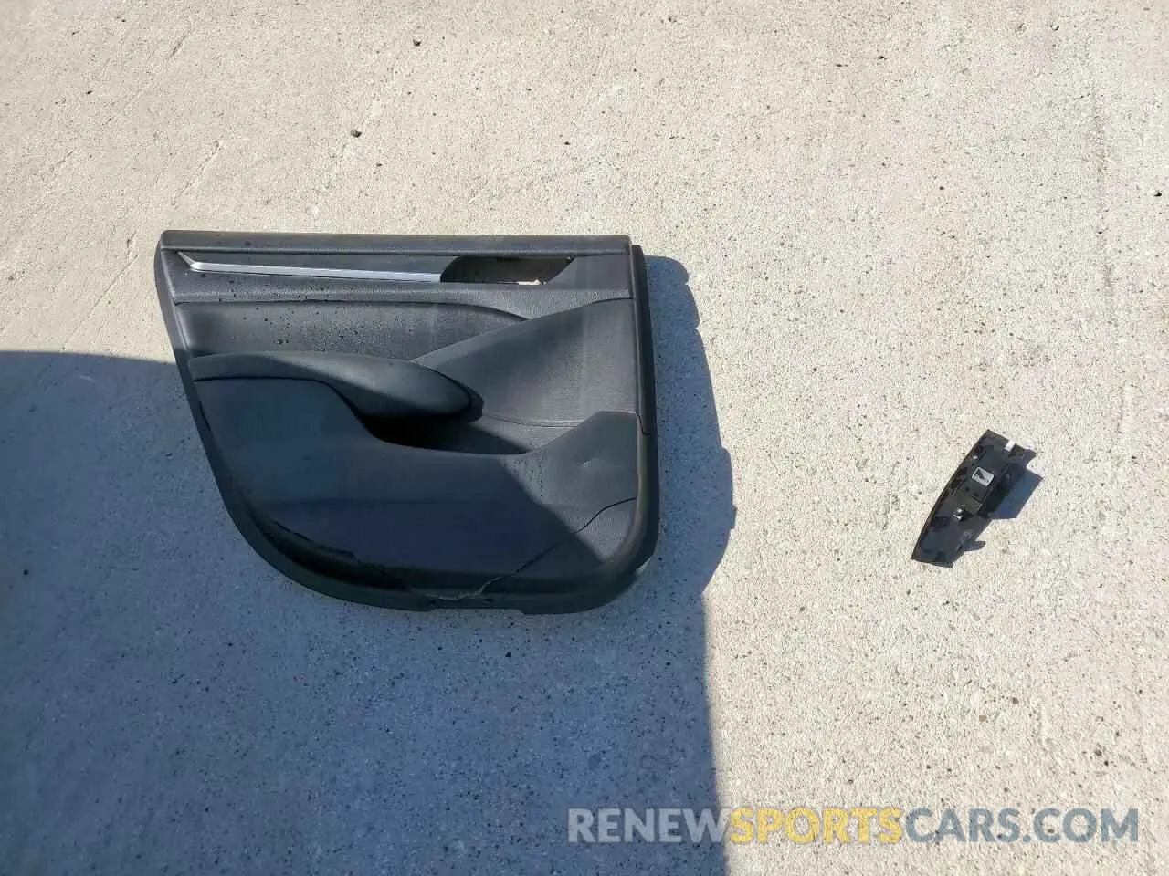 12 Photograph of a damaged car 1HGCV1F32NA002941 HONDA ACCORD 2022