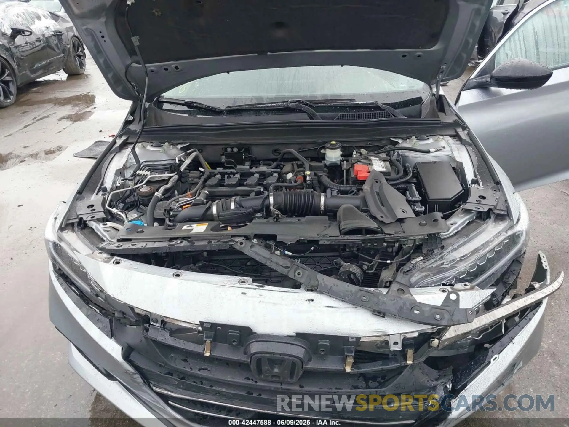 10 Photograph of a damaged car 1HGCV1F32NA012613 HONDA ACCORD 2022