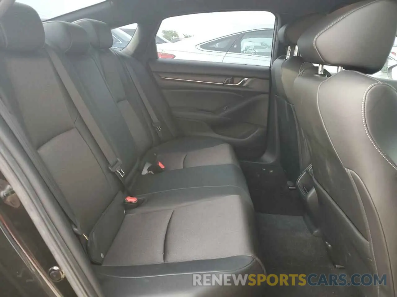10 Photograph of a damaged car 1HGCV1F32NA017892 HONDA ACCORD 2022