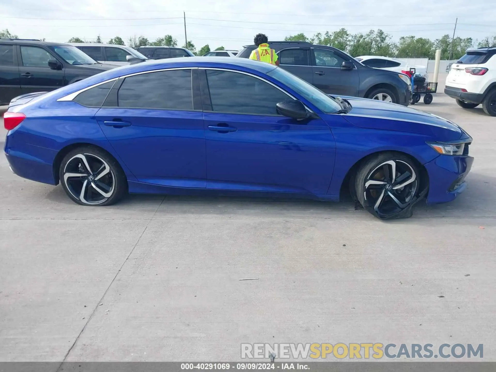 12 Photograph of a damaged car 1HGCV1F32NA019335 HONDA ACCORD 2022