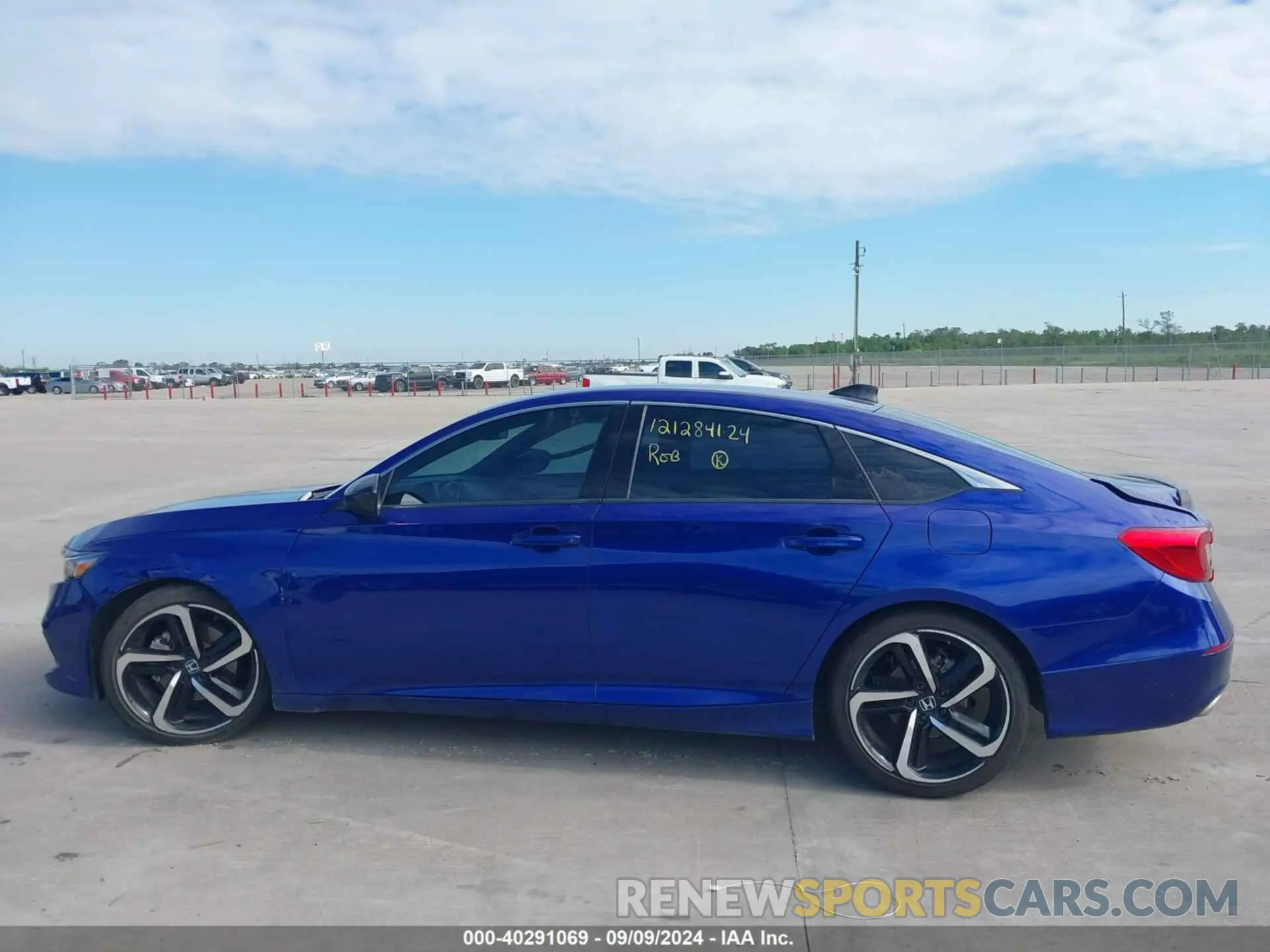 13 Photograph of a damaged car 1HGCV1F32NA019335 HONDA ACCORD 2022