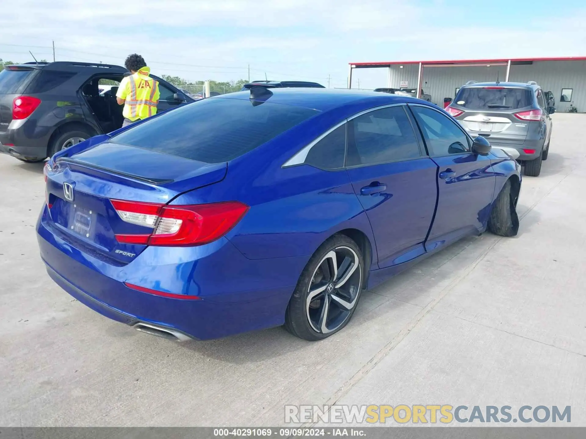4 Photograph of a damaged car 1HGCV1F32NA019335 HONDA ACCORD 2022