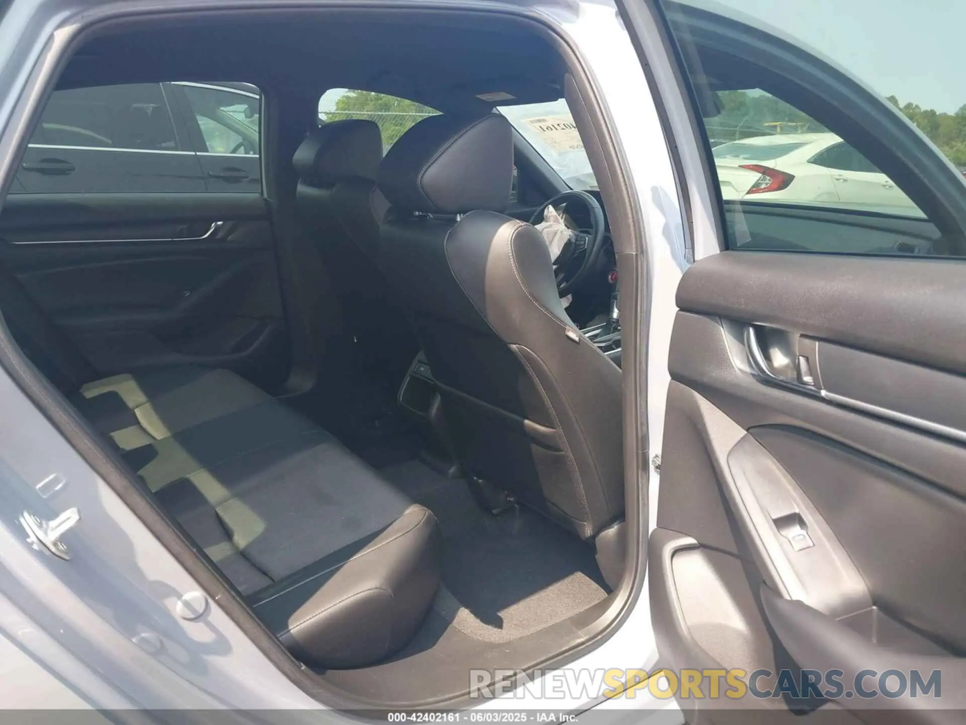 8 Photograph of a damaged car 1HGCV1F32NA030769 HONDA ACCORD 2022