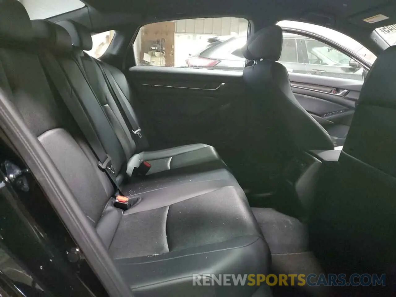 10 Photograph of a damaged car 1HGCV1F32NA073959 HONDA ACCORD 2022