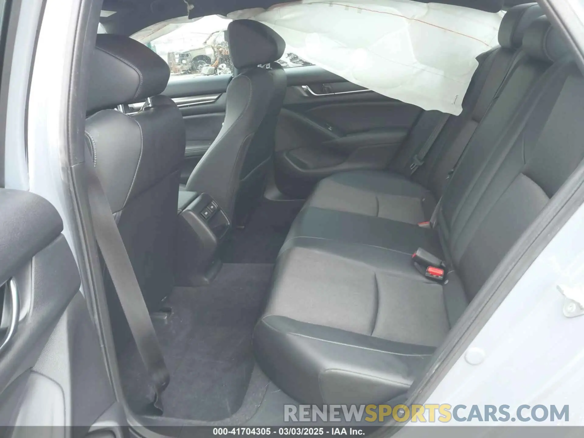 8 Photograph of a damaged car 1HGCV1F32NA109021 HONDA ACCORD 2022