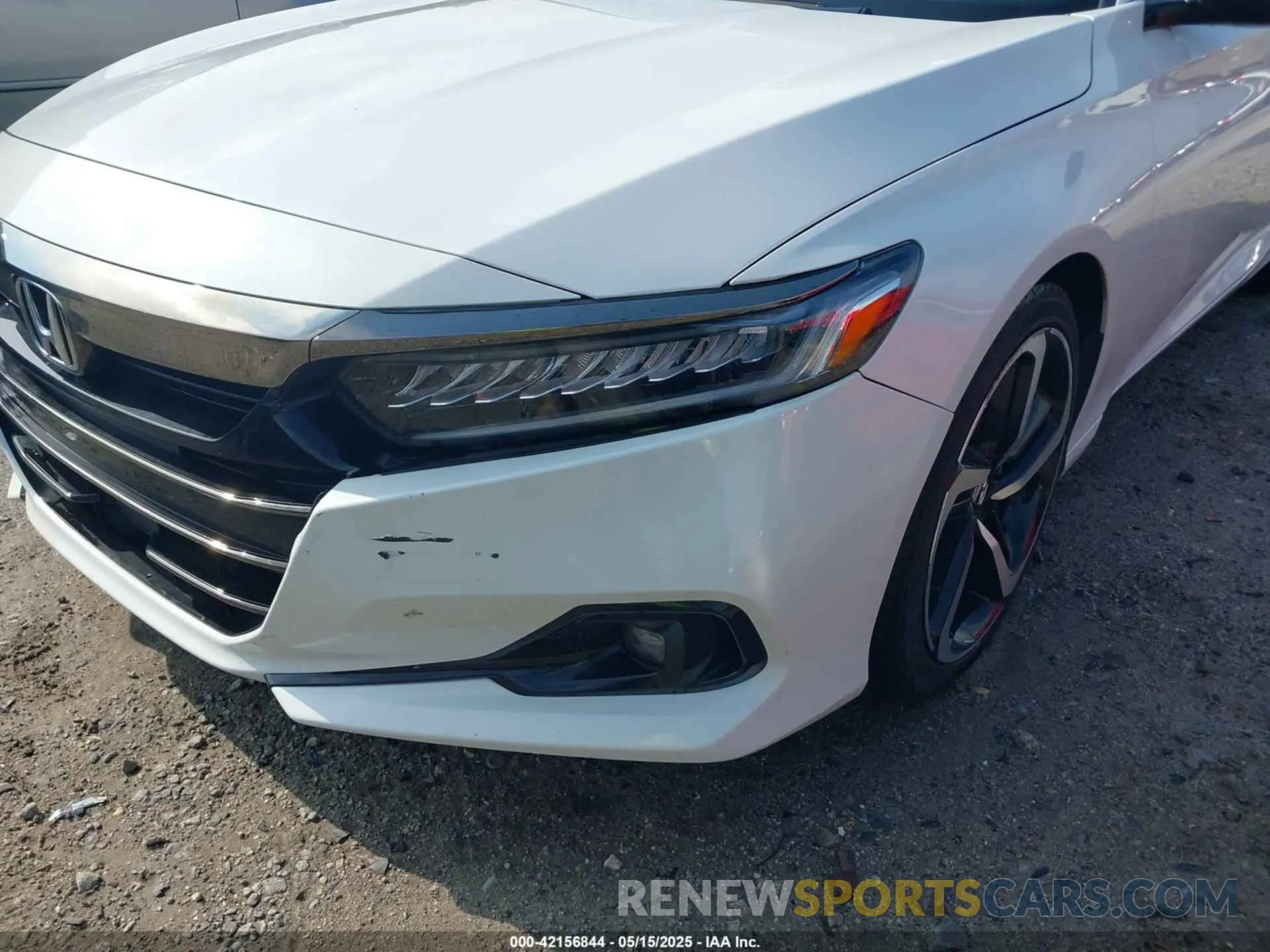 17 Photograph of a damaged car 1HGCV1F33NA024348 HONDA ACCORD 2022