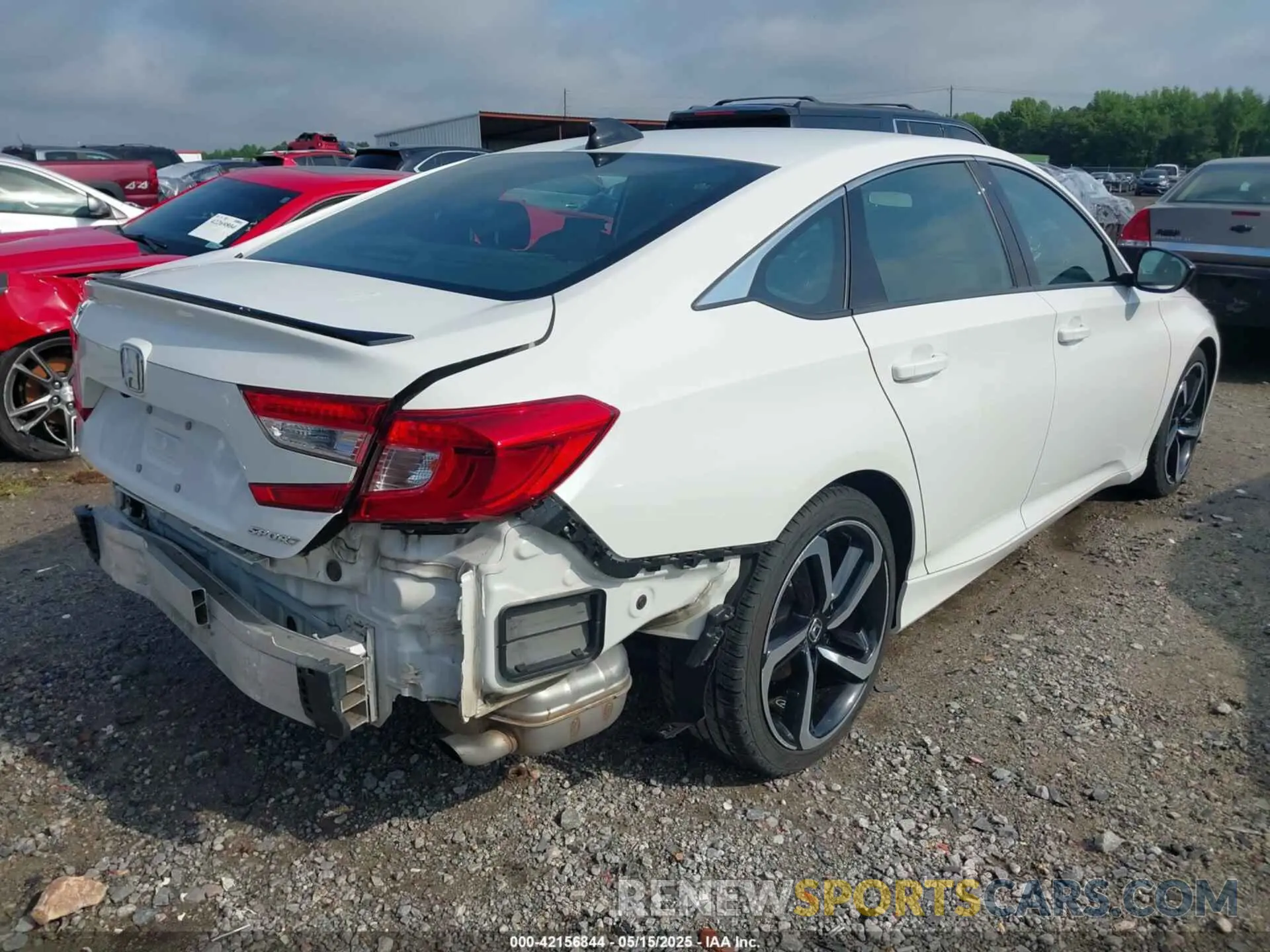 4 Photograph of a damaged car 1HGCV1F33NA024348 HONDA ACCORD 2022