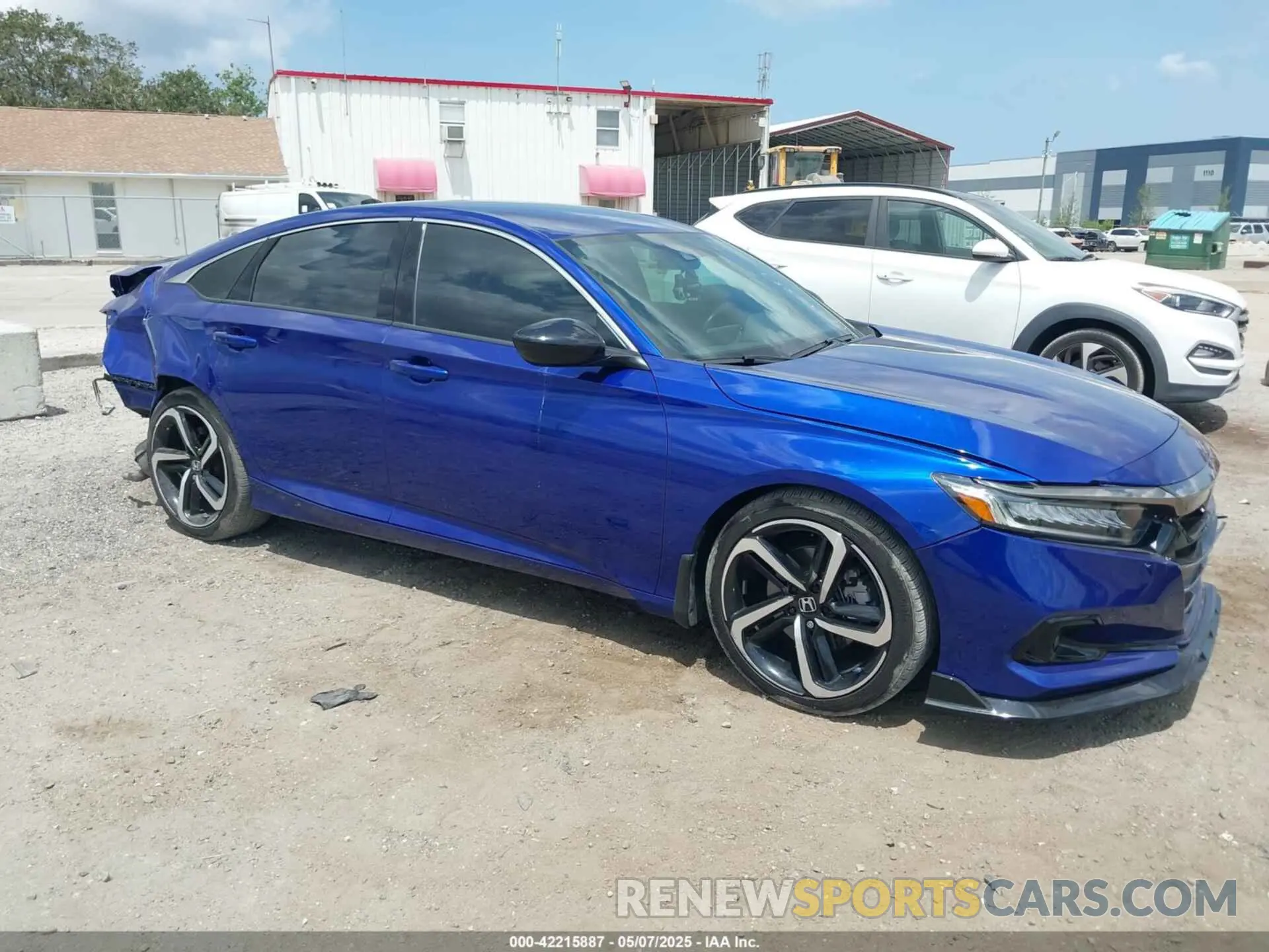 1 Photograph of a damaged car 1HGCV1F33NA083674 HONDA ACCORD 2022
