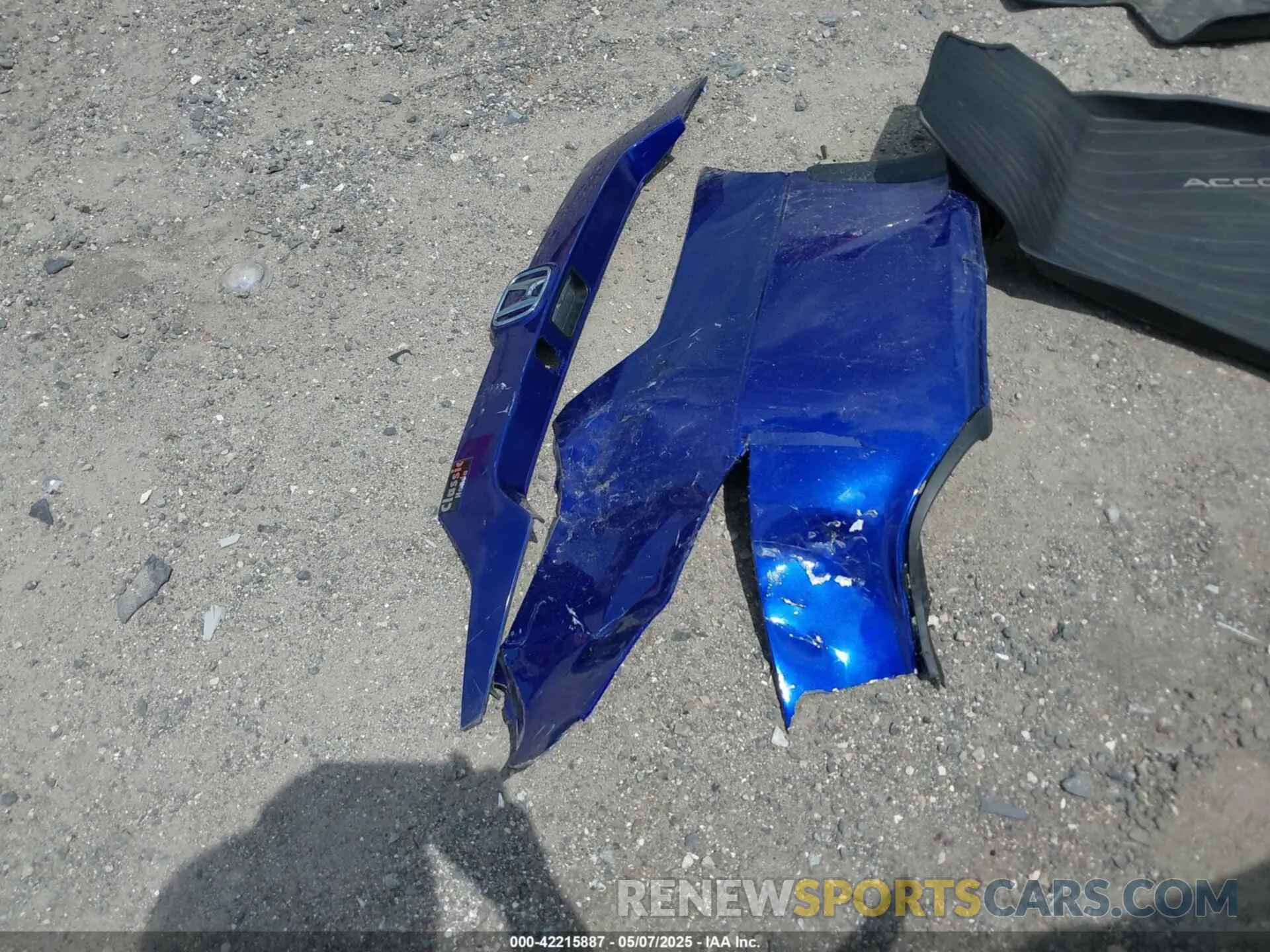 12 Photograph of a damaged car 1HGCV1F33NA083674 HONDA ACCORD 2022