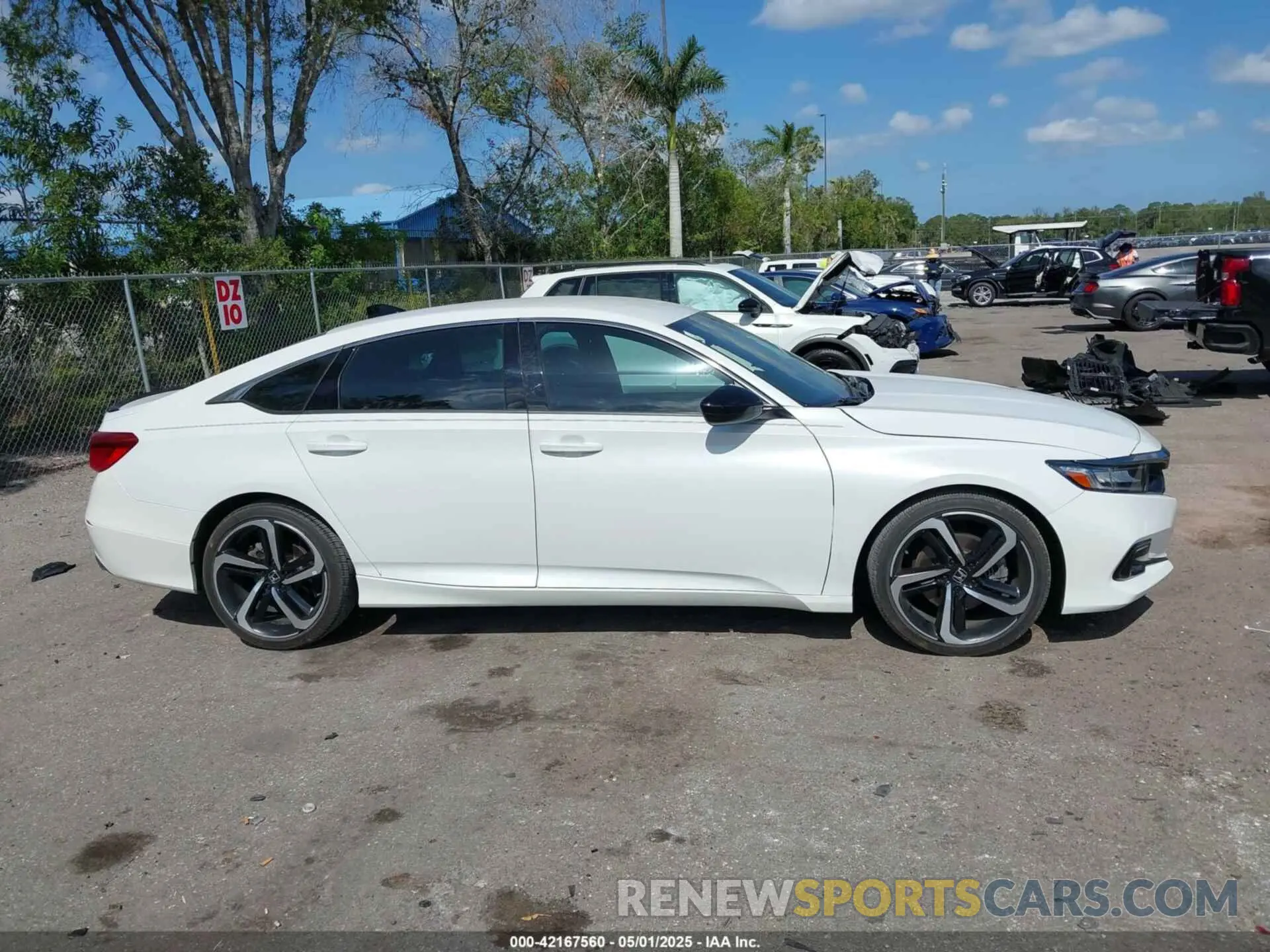 13 Photograph of a damaged car 1HGCV1F33NA101820 HONDA ACCORD 2022