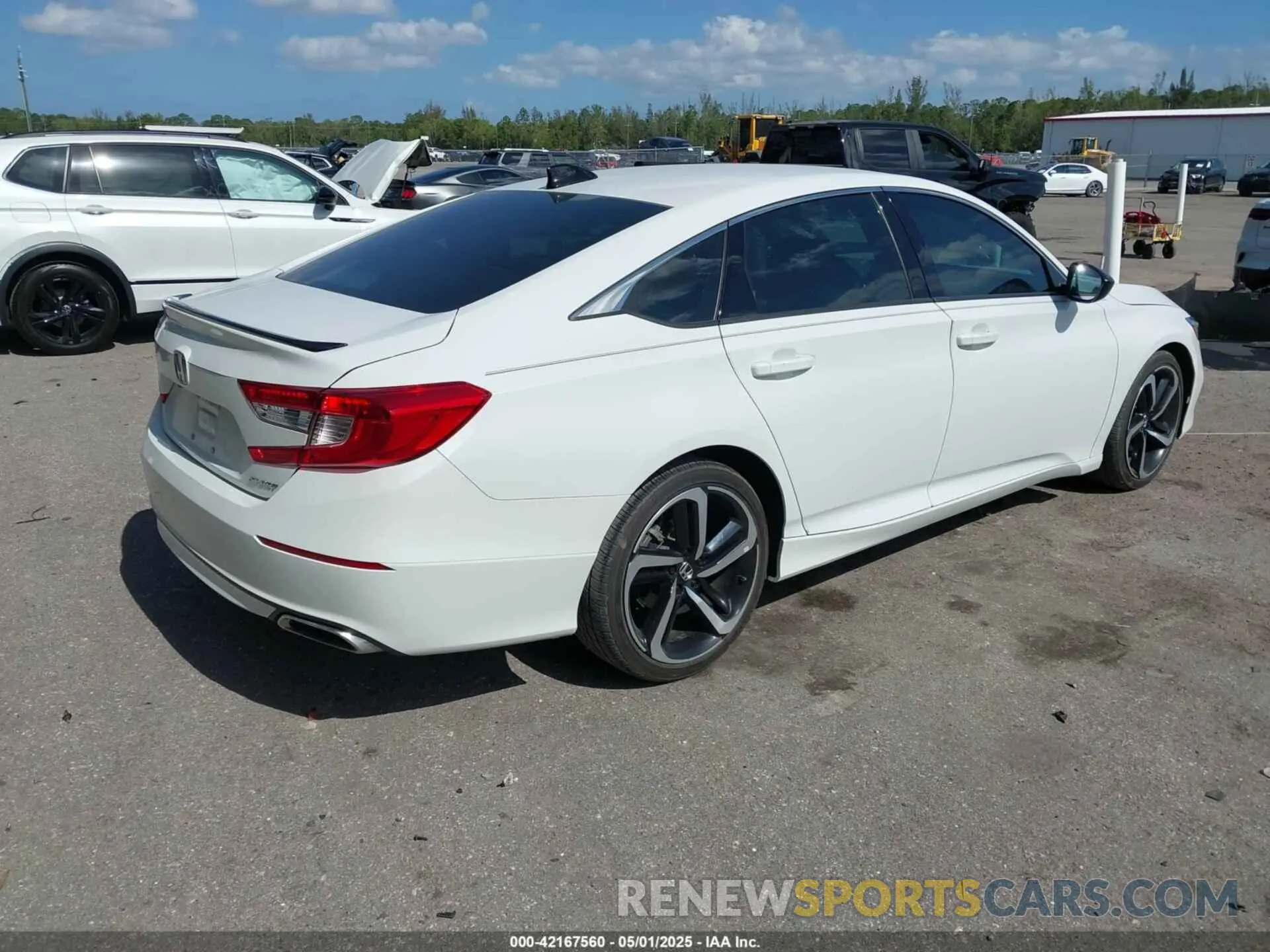 4 Photograph of a damaged car 1HGCV1F33NA101820 HONDA ACCORD 2022