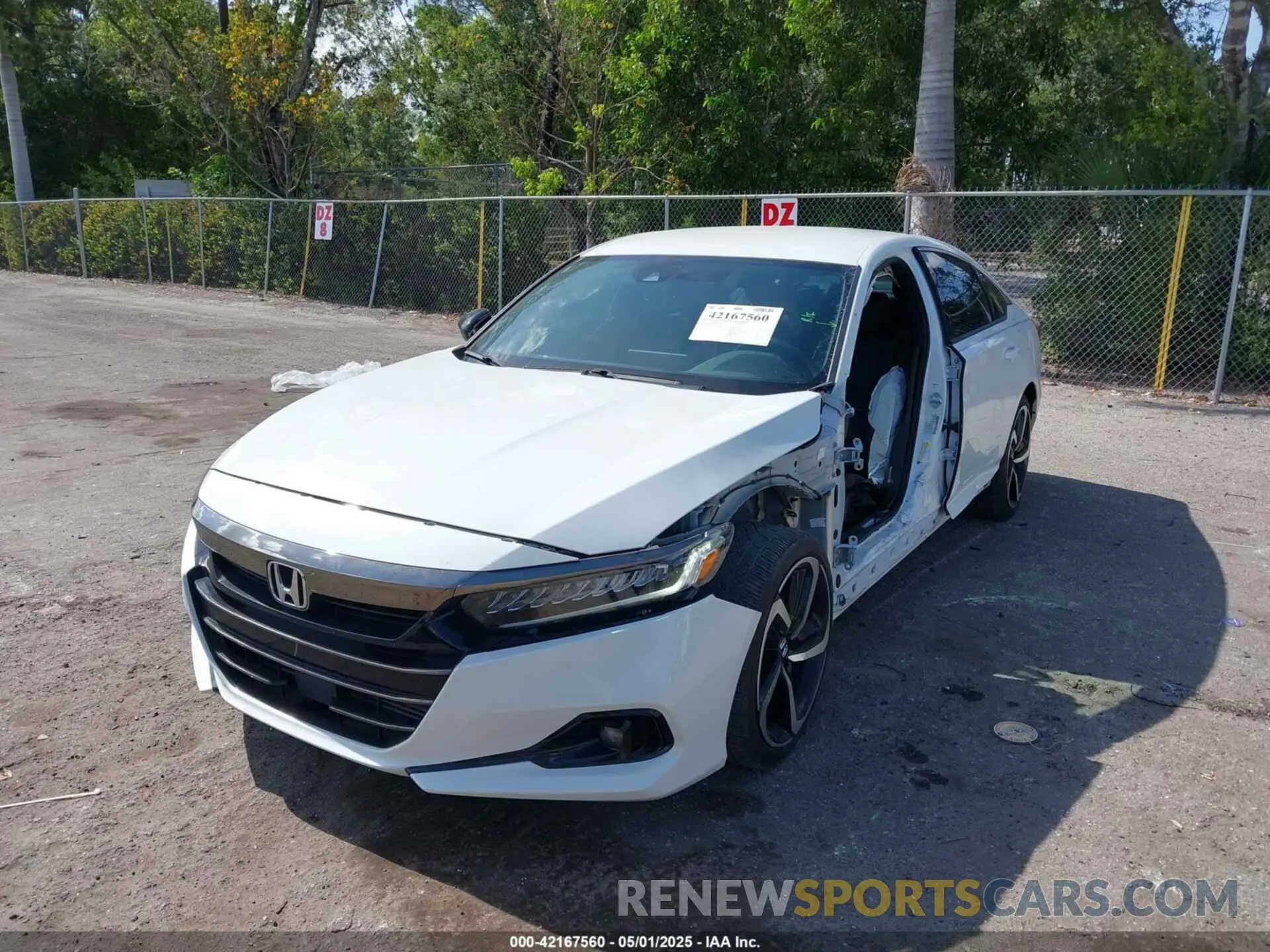 6 Photograph of a damaged car 1HGCV1F33NA101820 HONDA ACCORD 2022