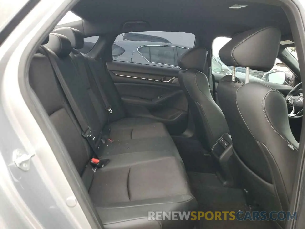 10 Photograph of a damaged car 1HGCV1F33NA116141 HONDA ACCORD 2022