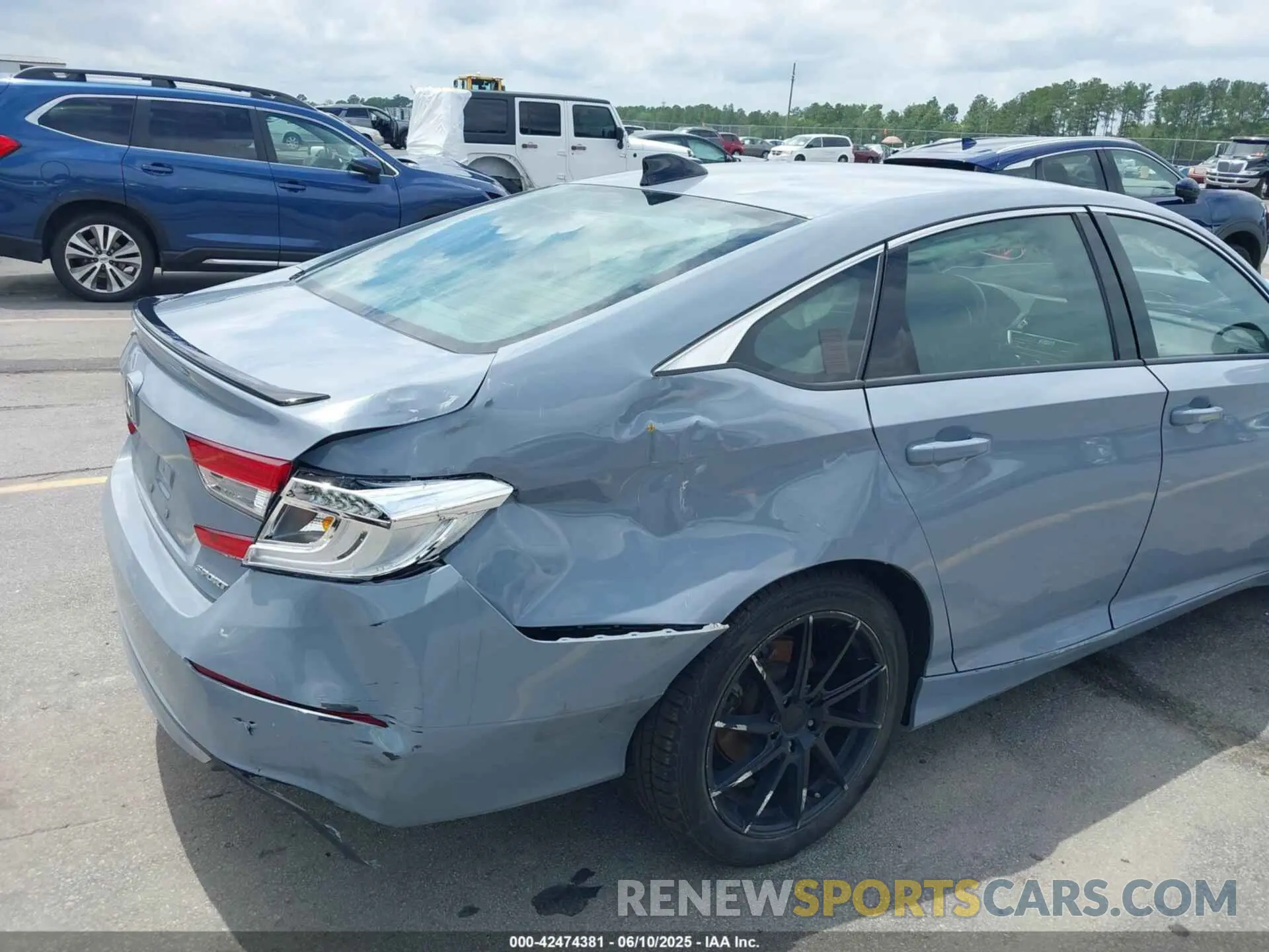17 Photograph of a damaged car 1HGCV1F34NA012497 HONDA ACCORD 2022