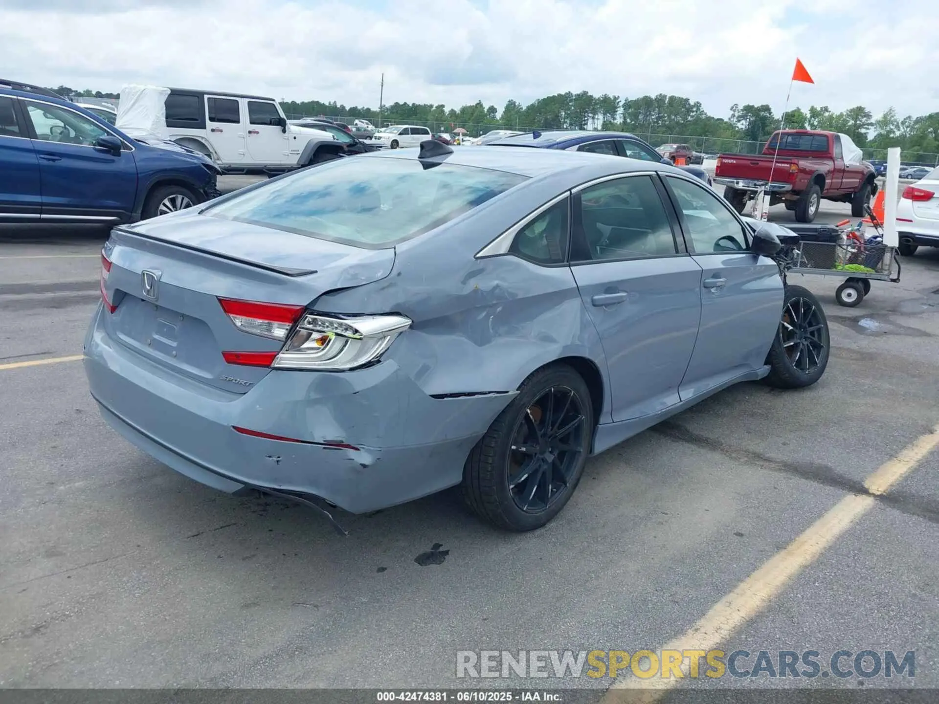 4 Photograph of a damaged car 1HGCV1F34NA012497 HONDA ACCORD 2022