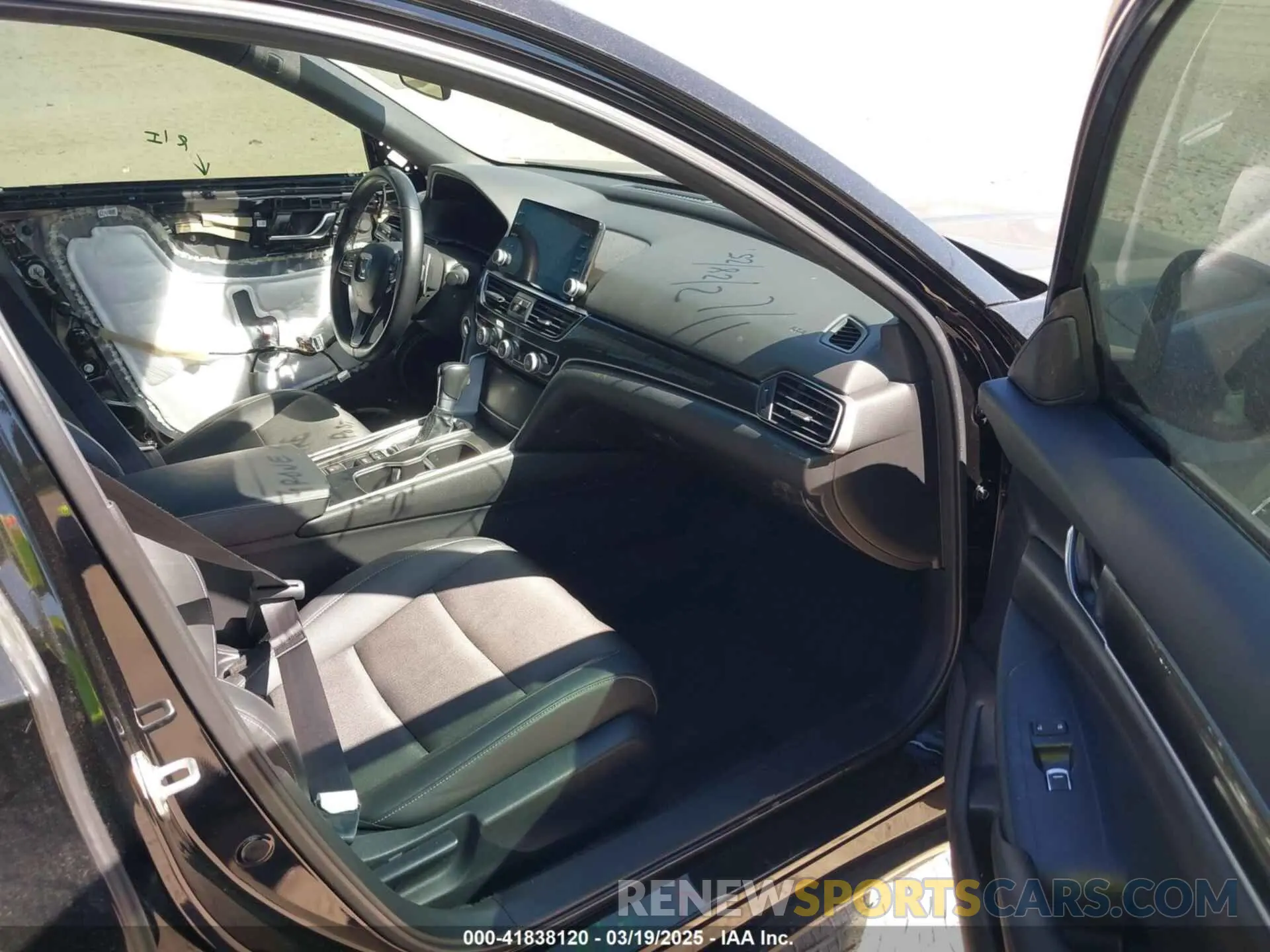 5 Photograph of a damaged car 1HGCV1F34NA025394 HONDA ACCORD 2022