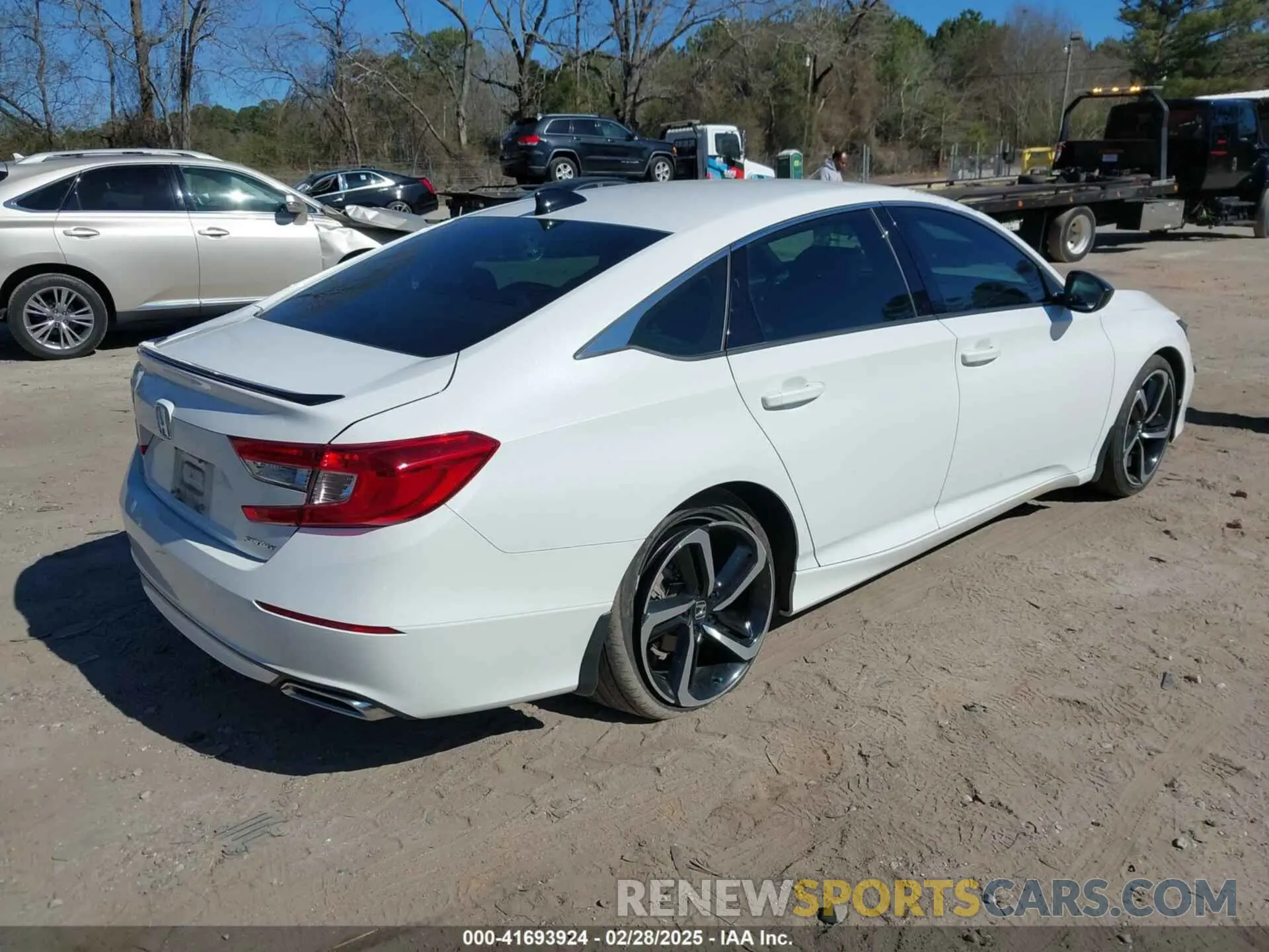 4 Photograph of a damaged car 1HGCV1F34NA035097 HONDA ACCORD 2022