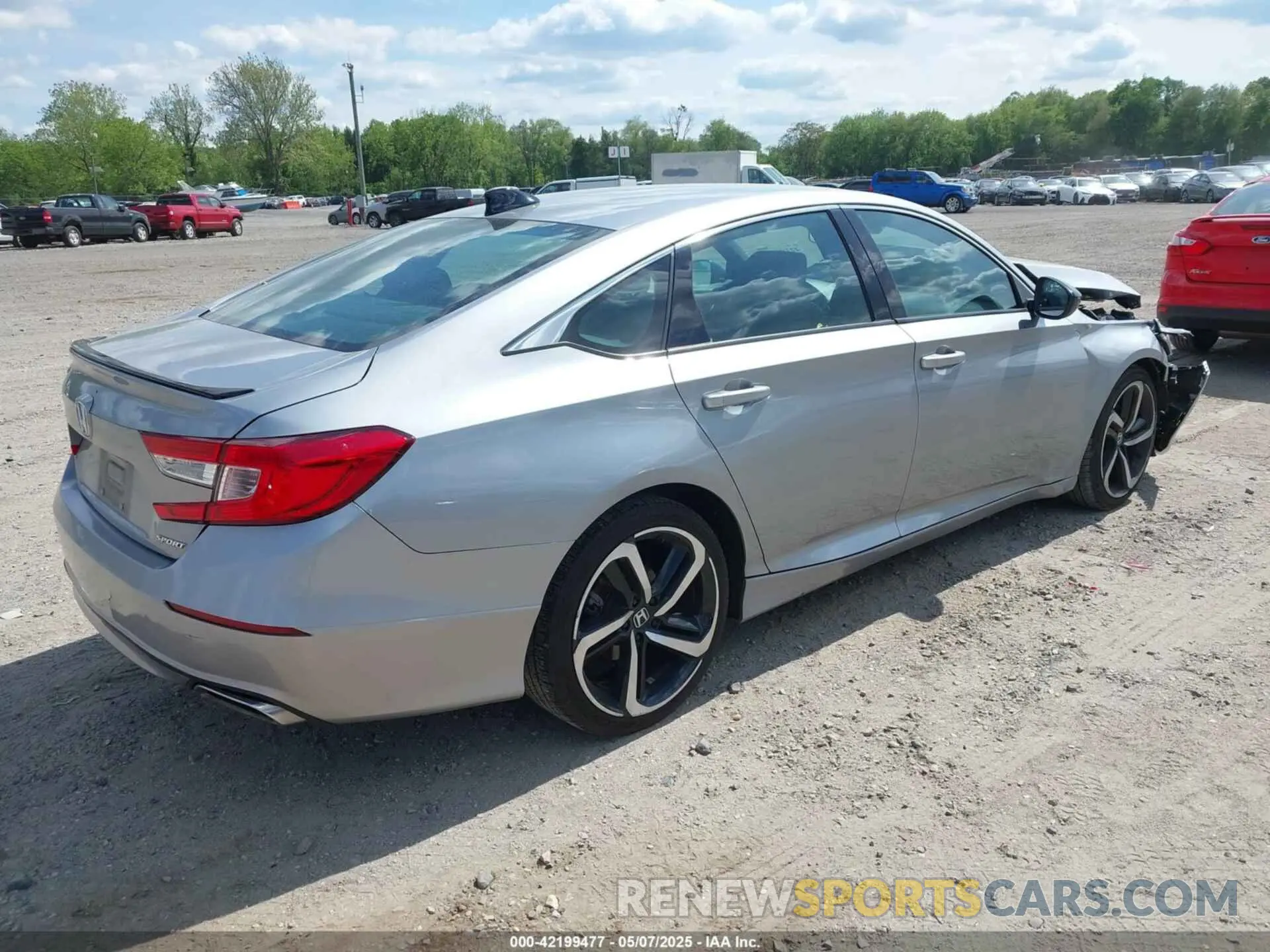 4 Photograph of a damaged car 1HGCV1F34NA039716 HONDA ACCORD 2022