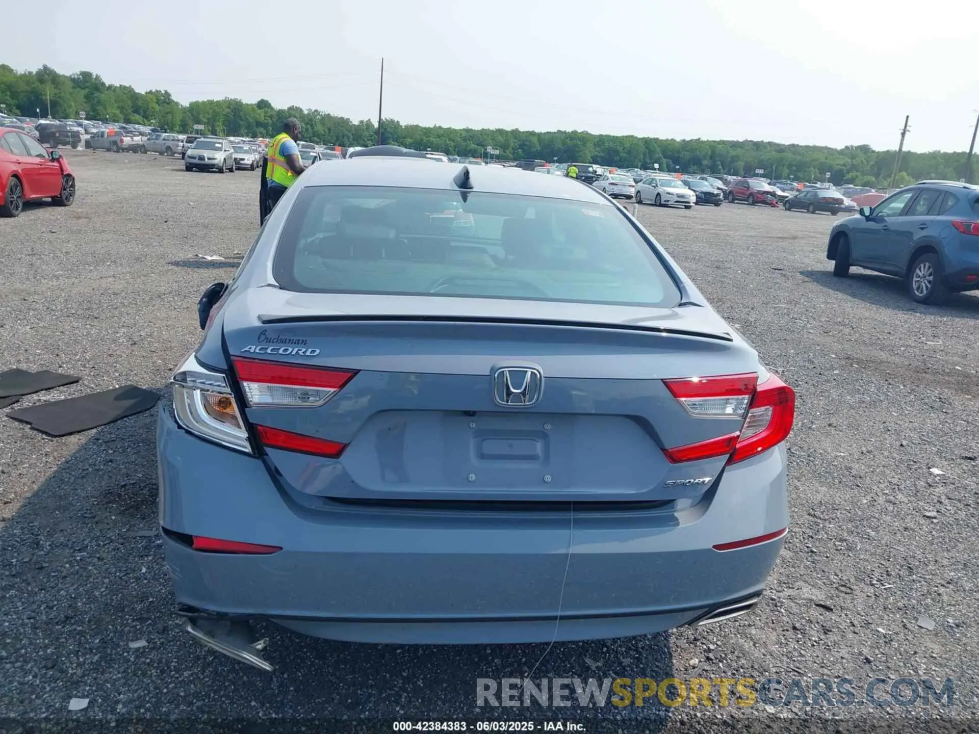 15 Photograph of a damaged car 1HGCV1F34NA042728 HONDA ACCORD 2022