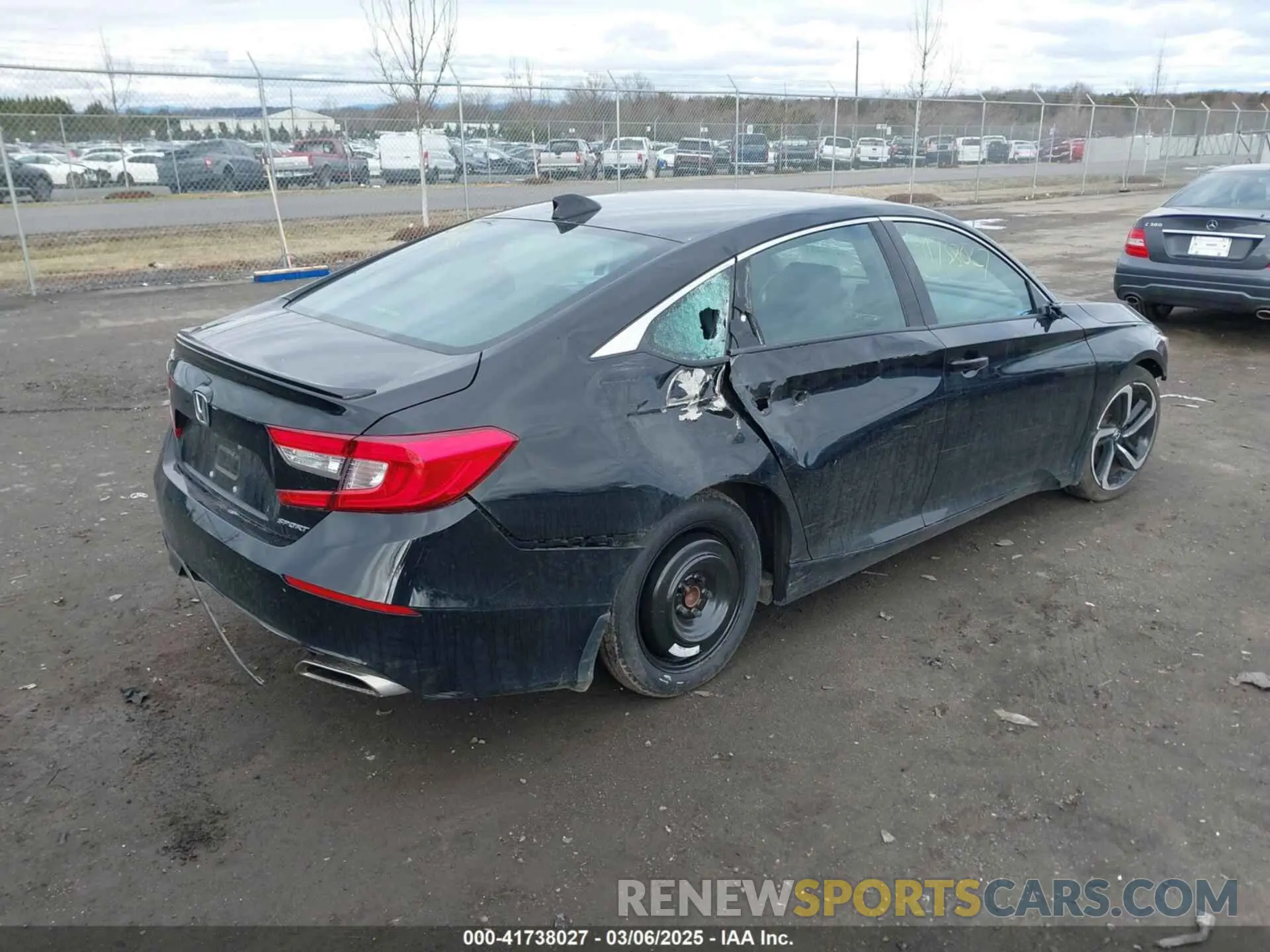 4 Photograph of a damaged car 1HGCV1F34NA046410 HONDA ACCORD 2022