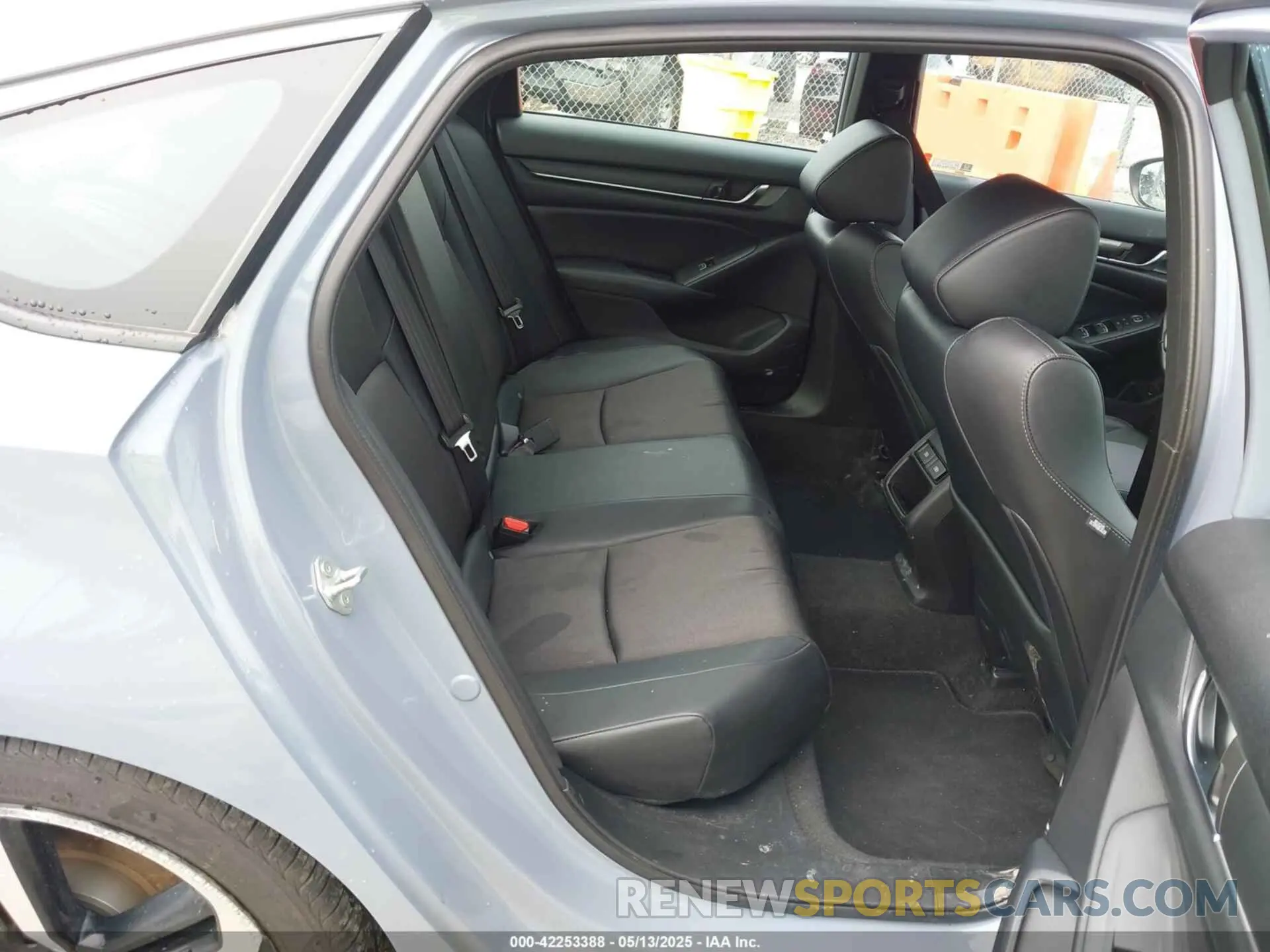 8 Photograph of a damaged car 1HGCV1F34NA064552 HONDA ACCORD 2022