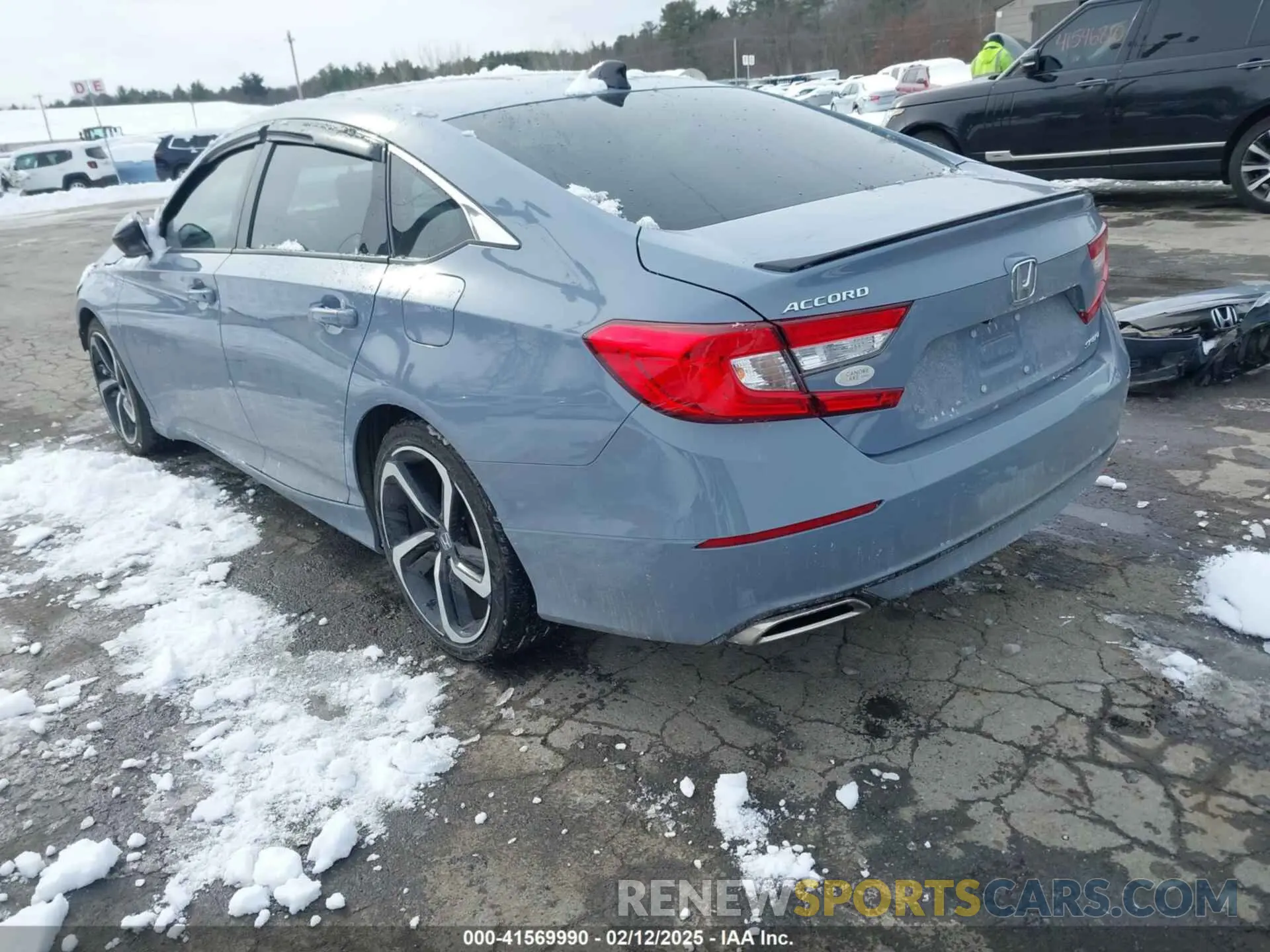 3 Photograph of a damaged car 1HGCV1F35NA038655 HONDA ACCORD 2022