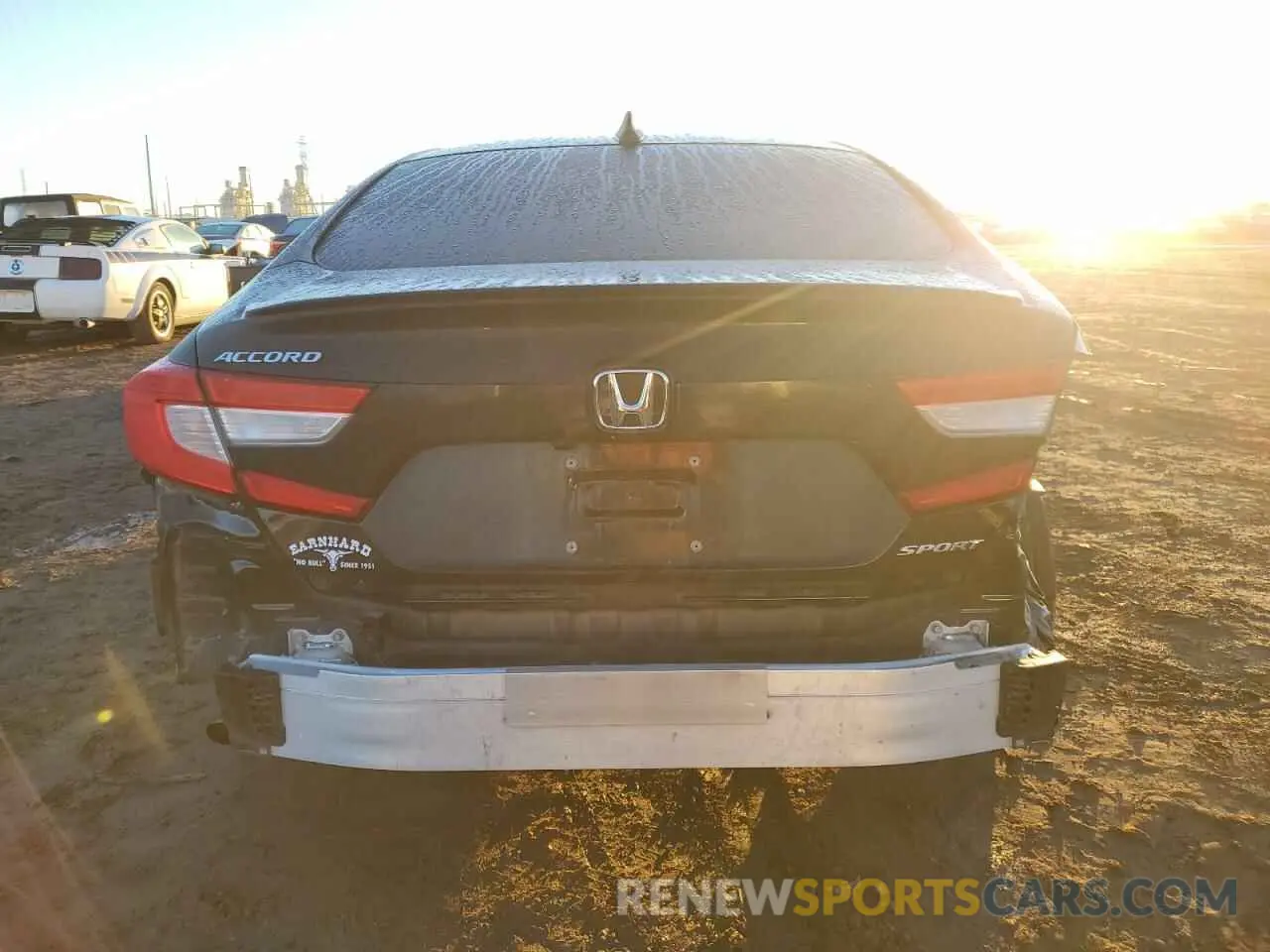 6 Photograph of a damaged car 1HGCV1F35NA039613 HONDA ACCORD 2022