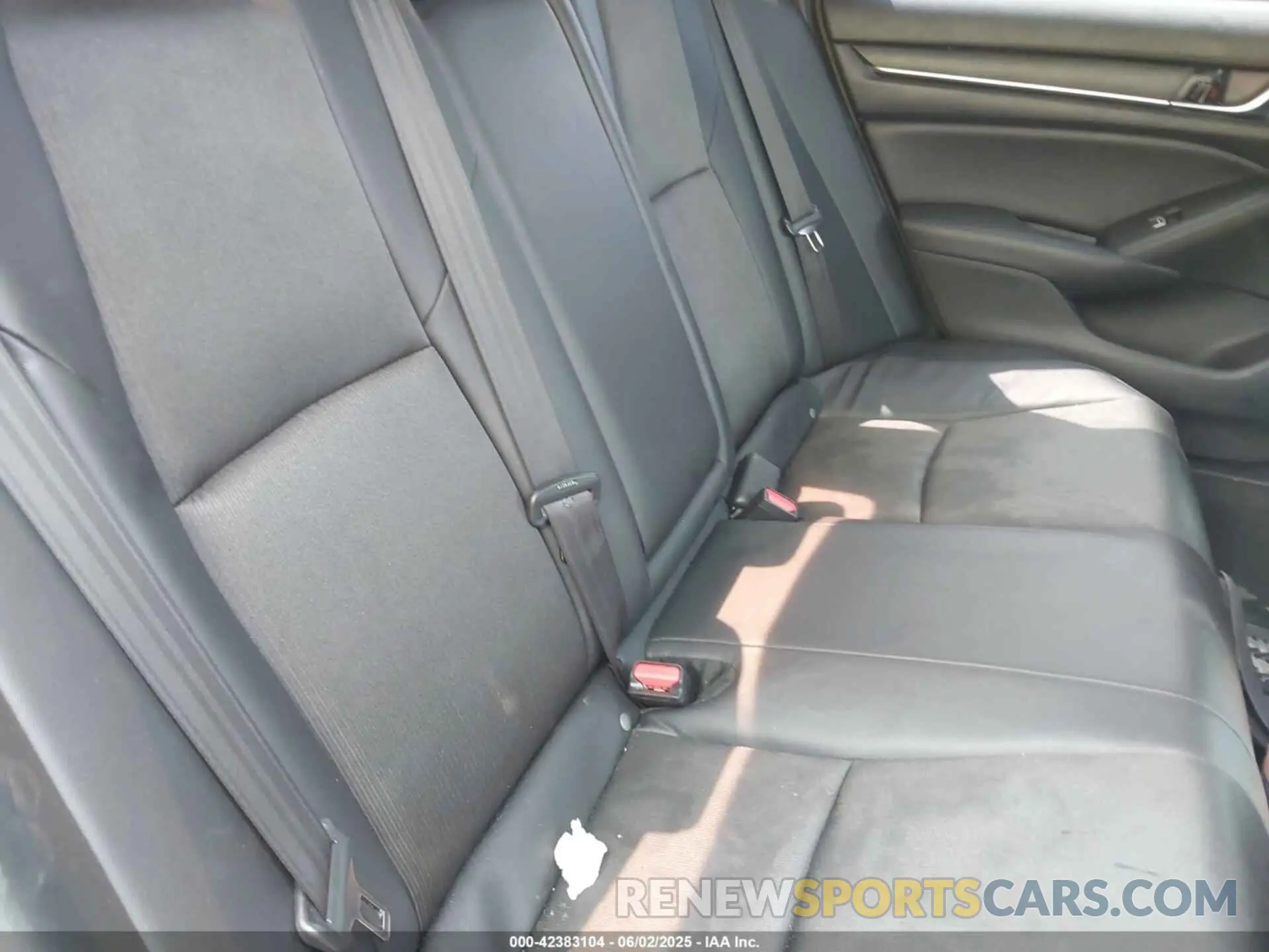 8 Photograph of a damaged car 1HGCV1F35NA062261 HONDA ACCORD 2022